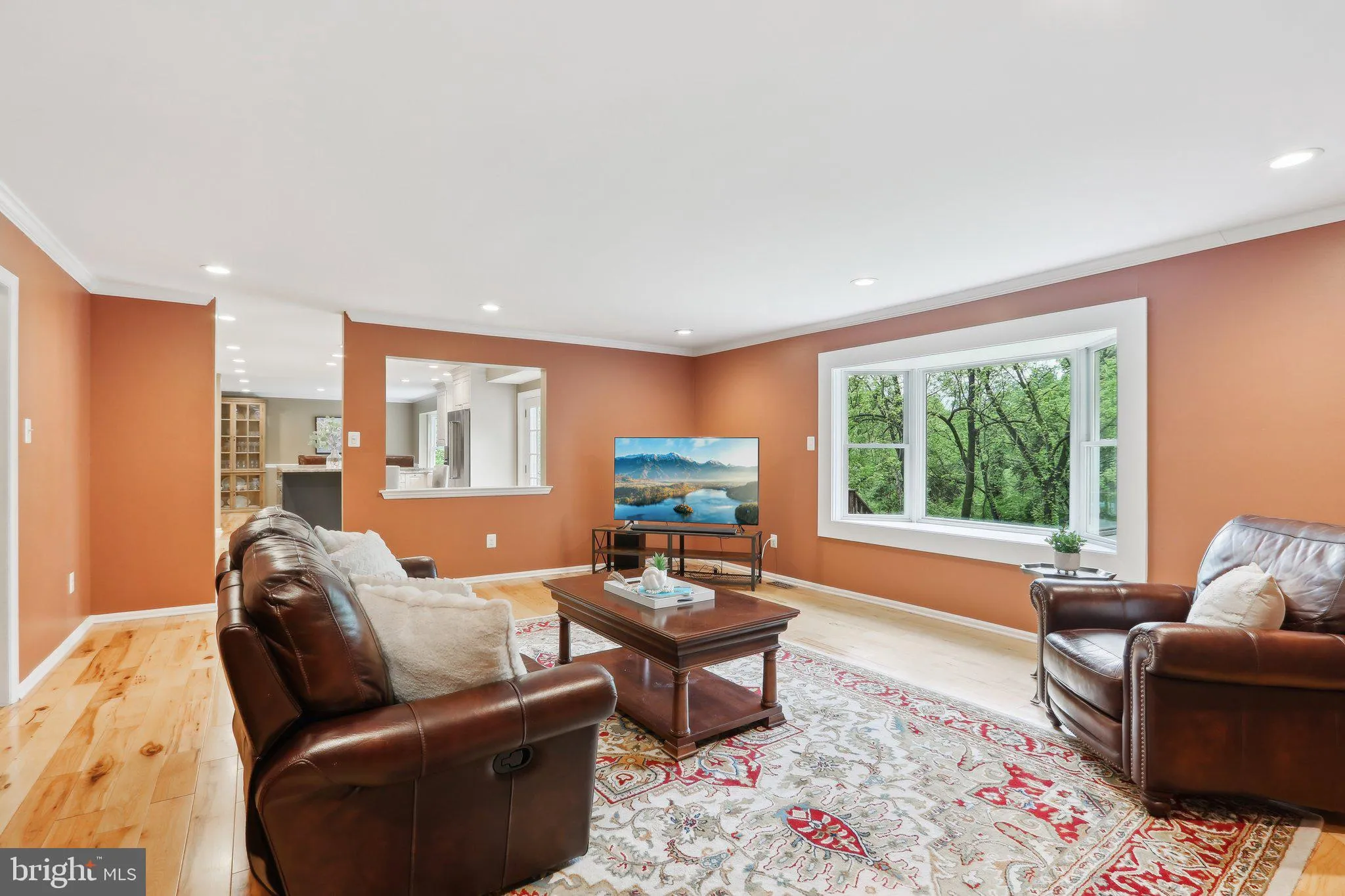 Fort Washington, Pennsylvania 19034, United States, 4 Bedrooms Bedrooms, ,3 BathroomsBathrooms,Residential,Contingent,130045