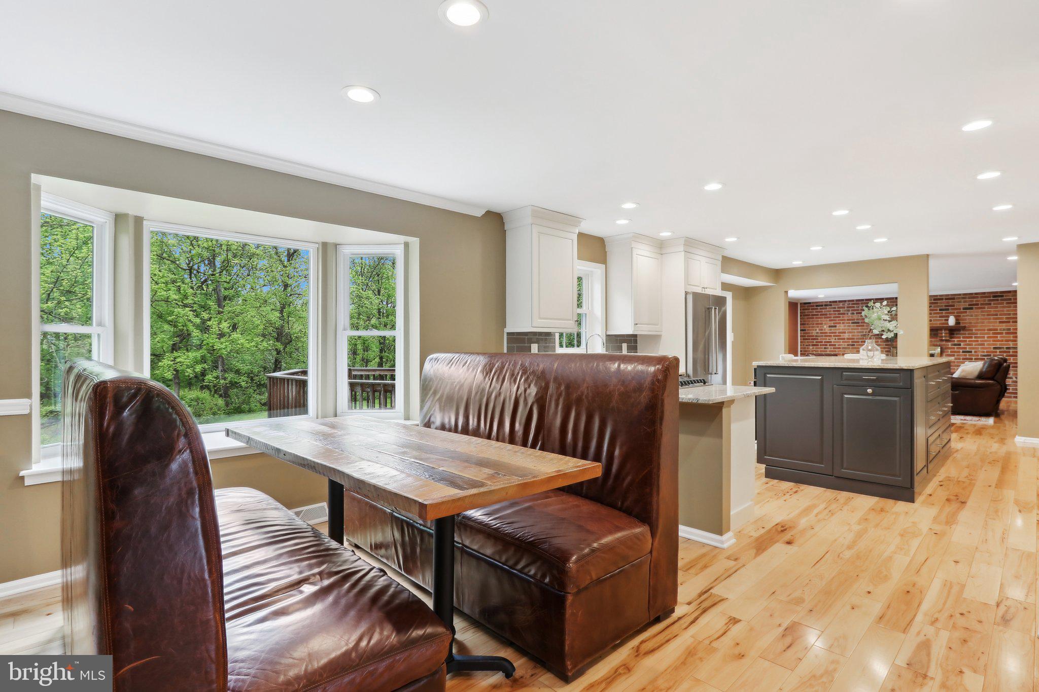 FORT WASHINGTON - Residential