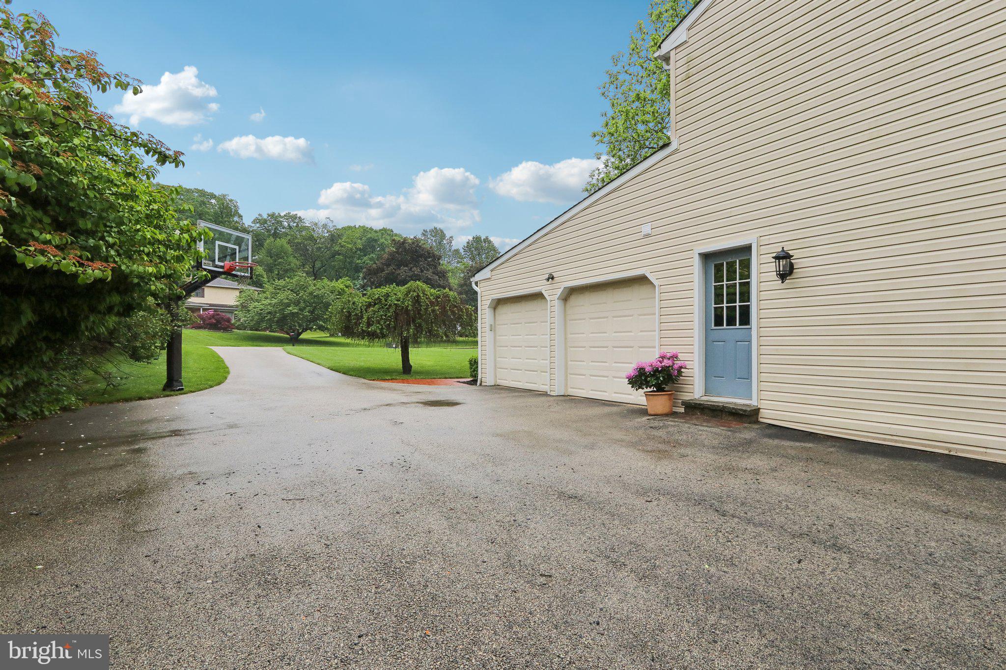 FORT WASHINGTON - Residential