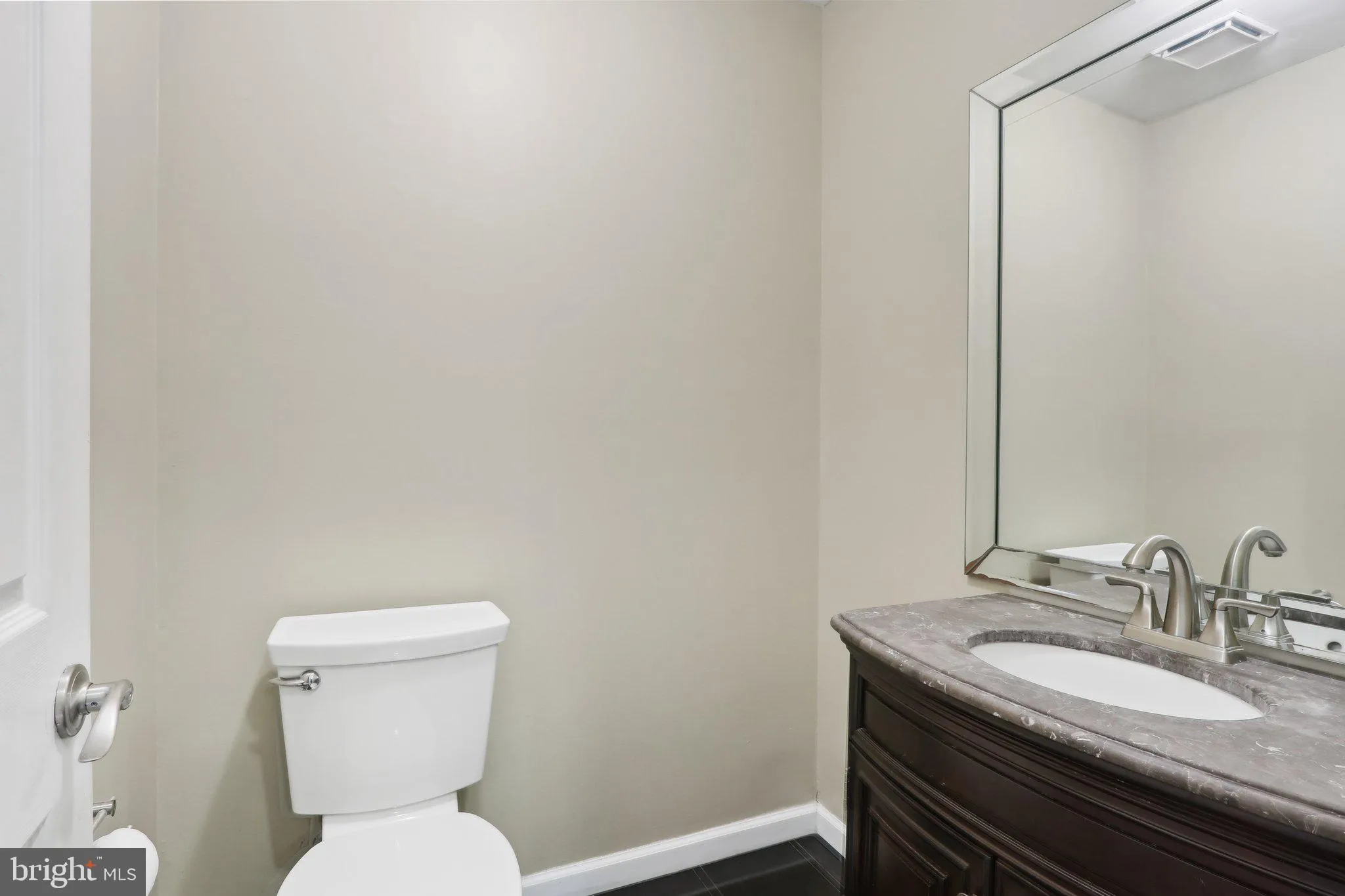 Fort Washington, Pennsylvania 19034, United States, 4 Bedrooms Bedrooms, ,3 BathroomsBathrooms,Residential,Contingent,130045