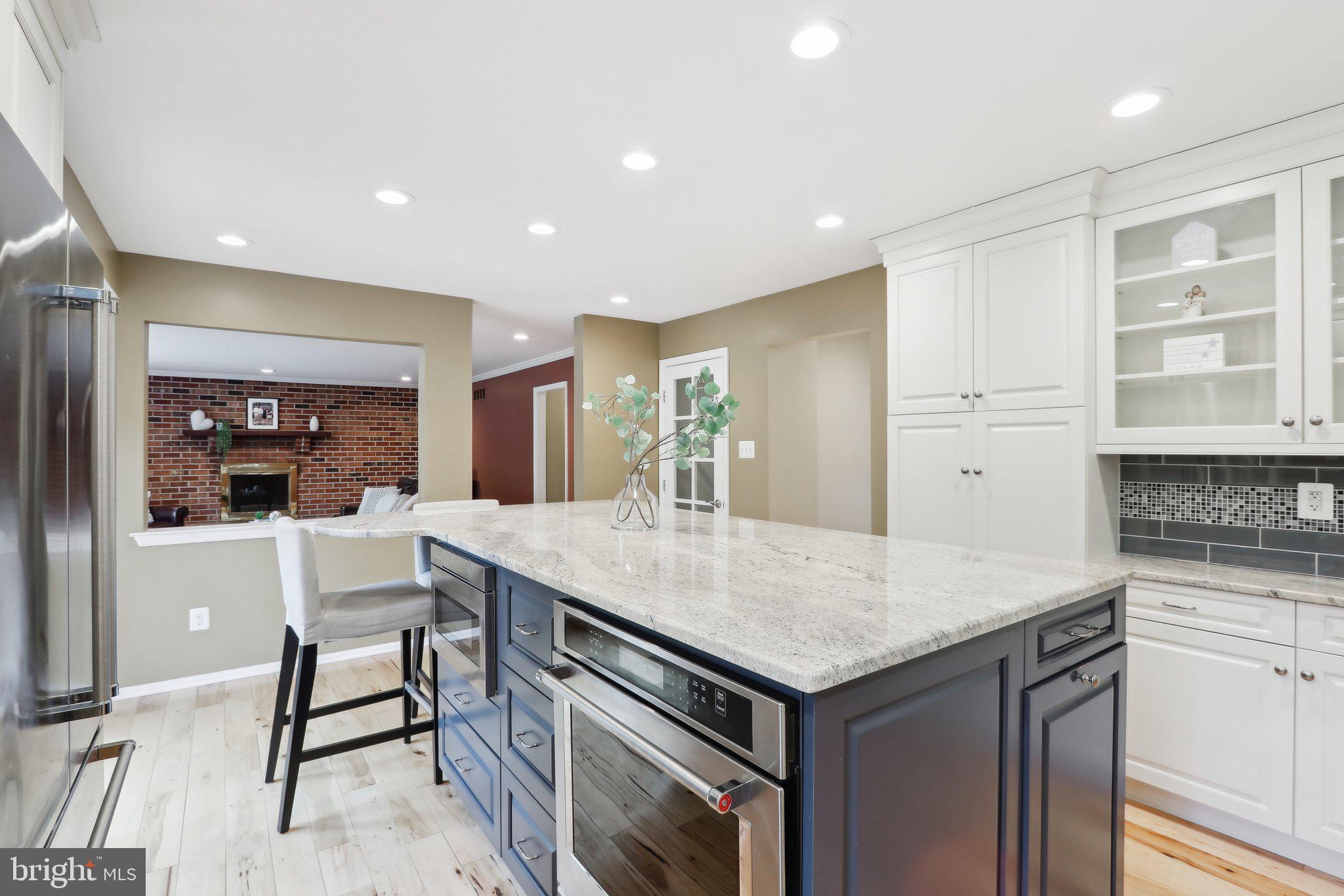 FORT WASHINGTON - Residential