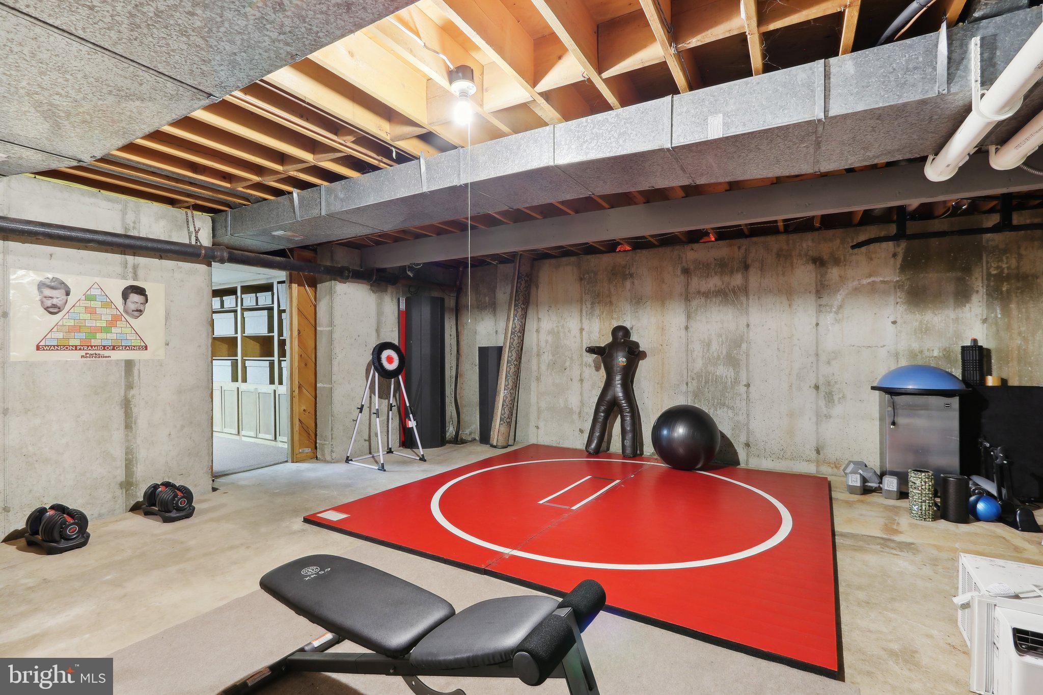 FORT WASHINGTON - Residential