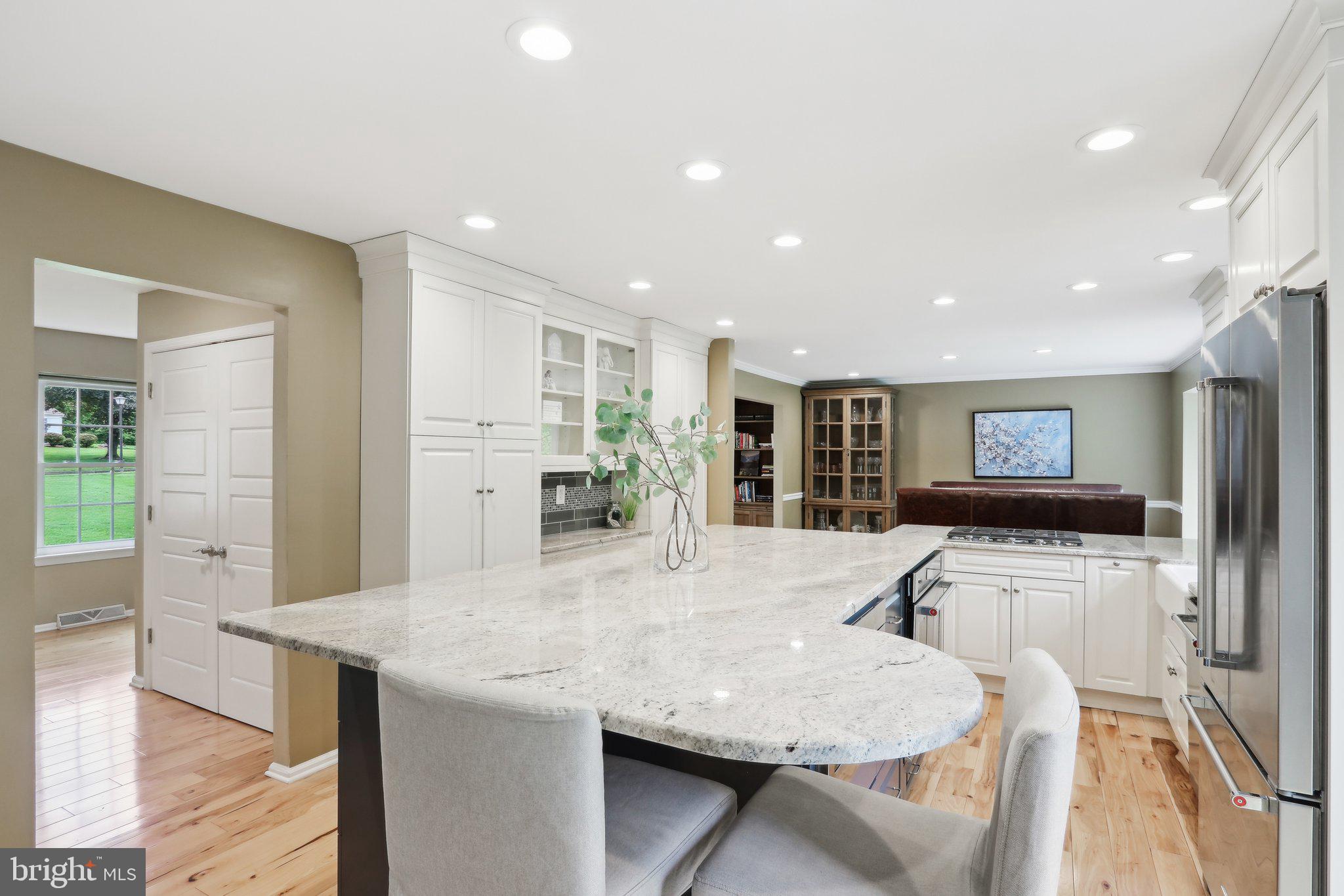 FORT WASHINGTON - Residential