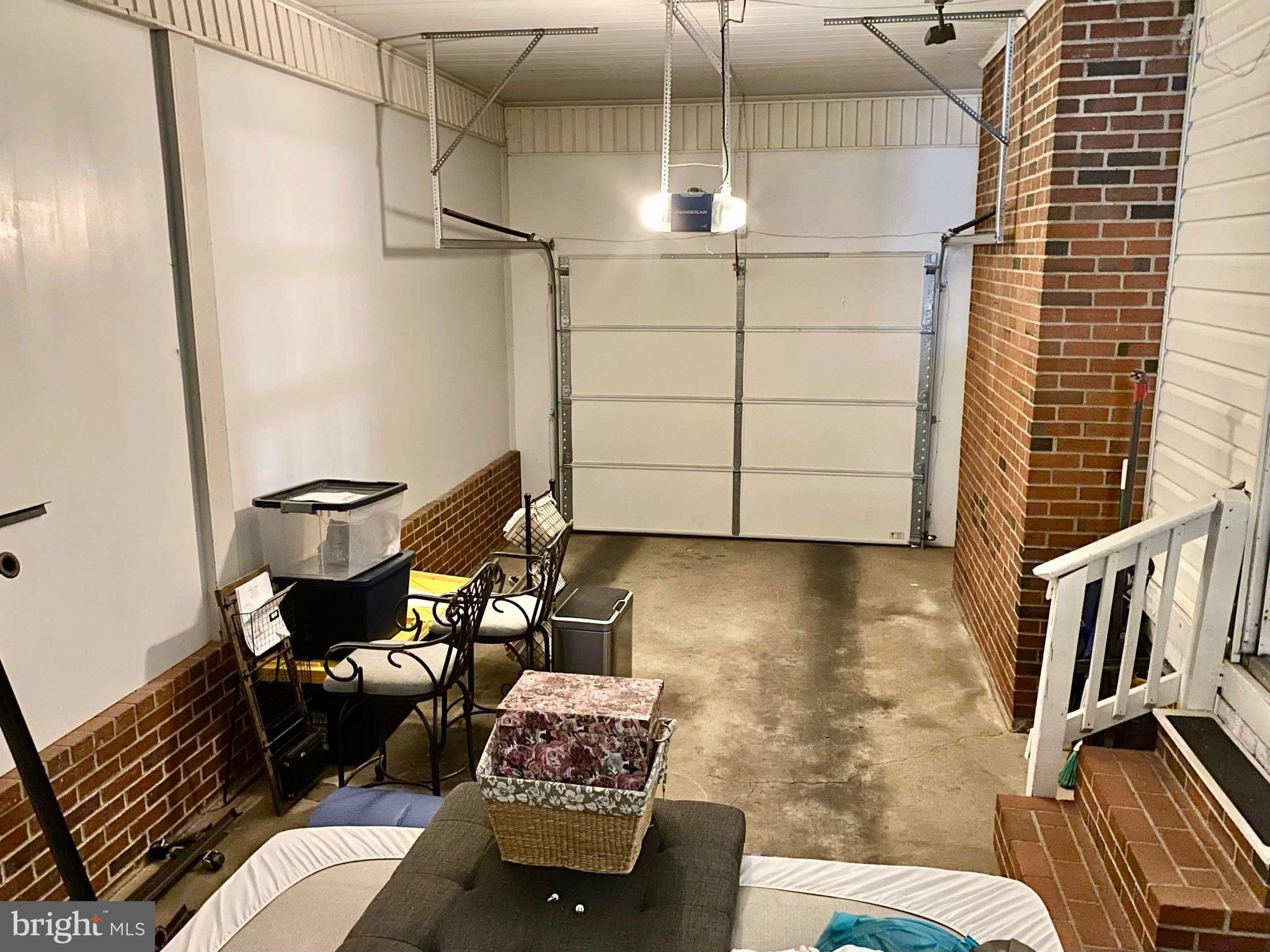 SHELTON HEIGHTS - Residential