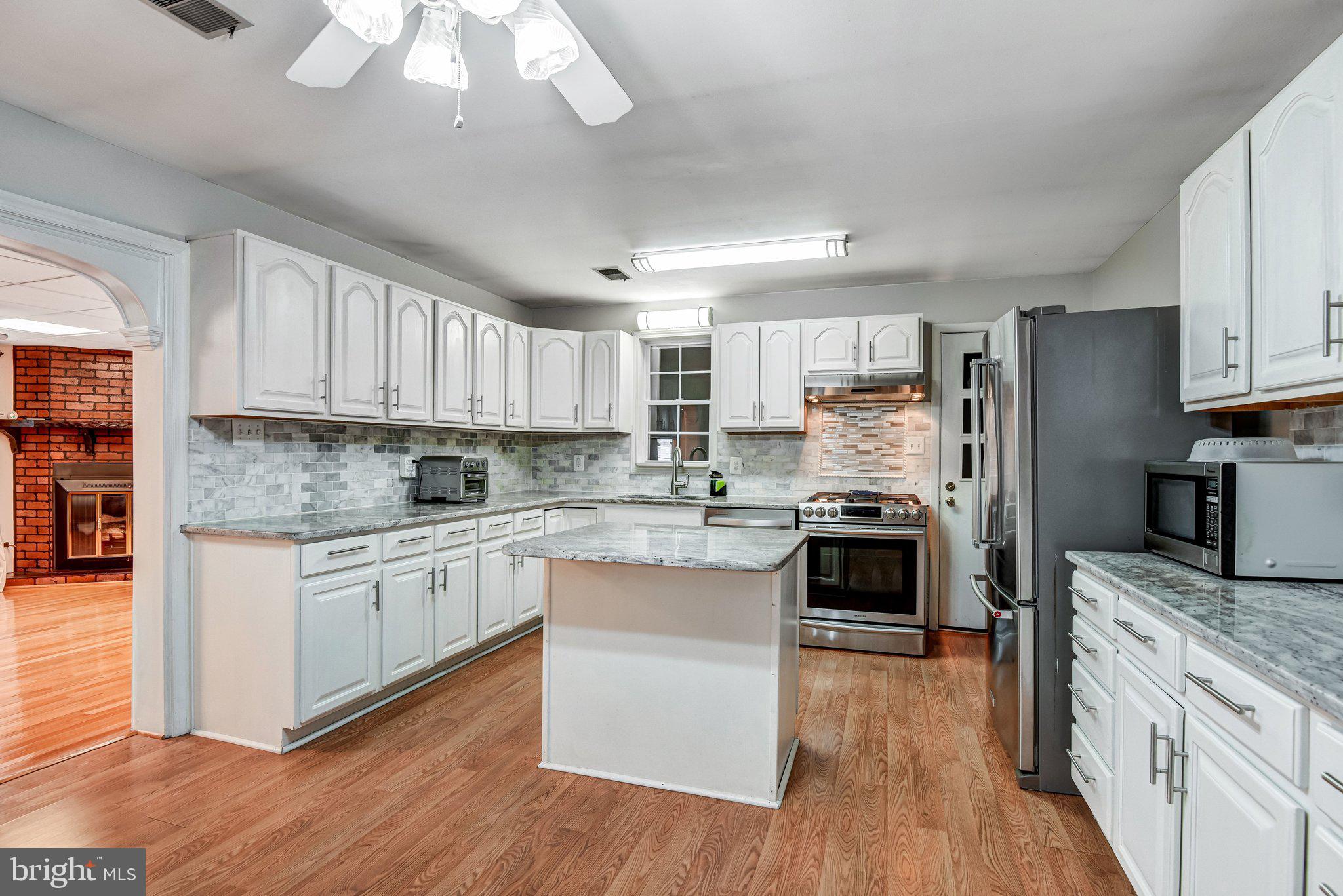 SHELTON HEIGHTS - Residential