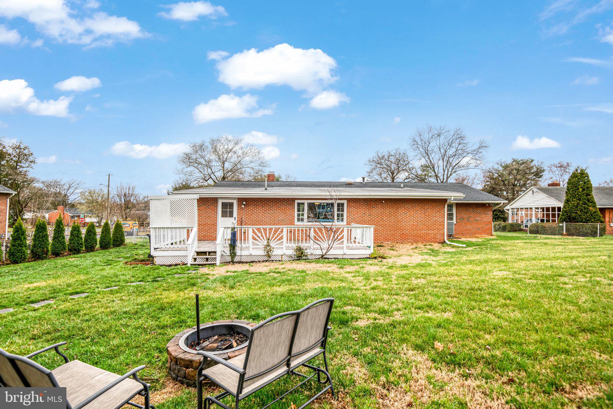 SHELTON HEIGHTS - Residential