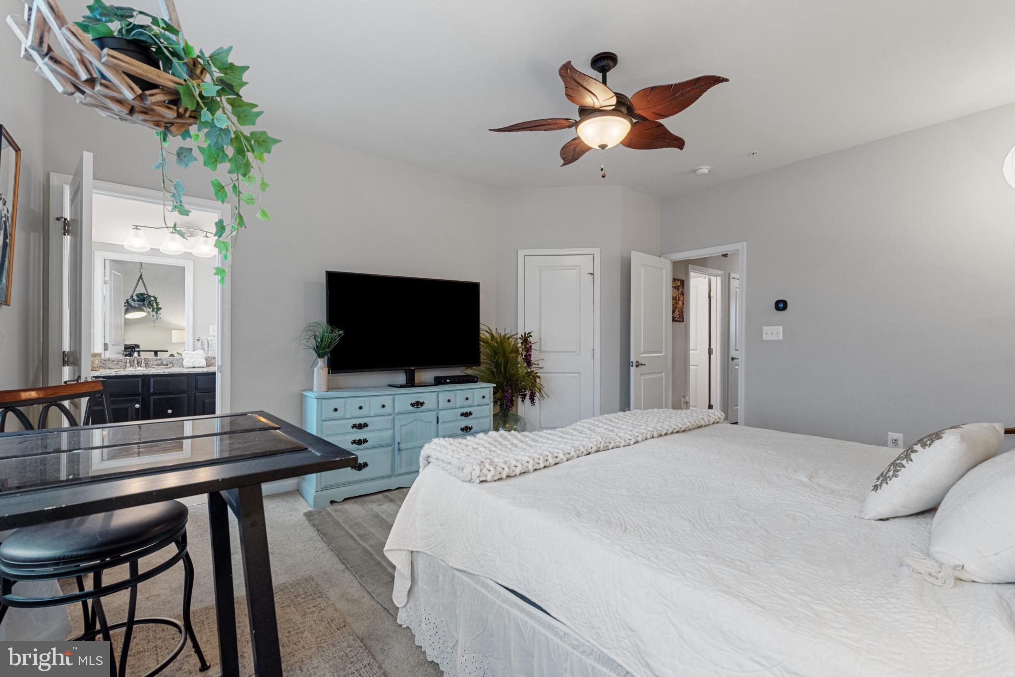 SHELTERED HARBOR - Residential