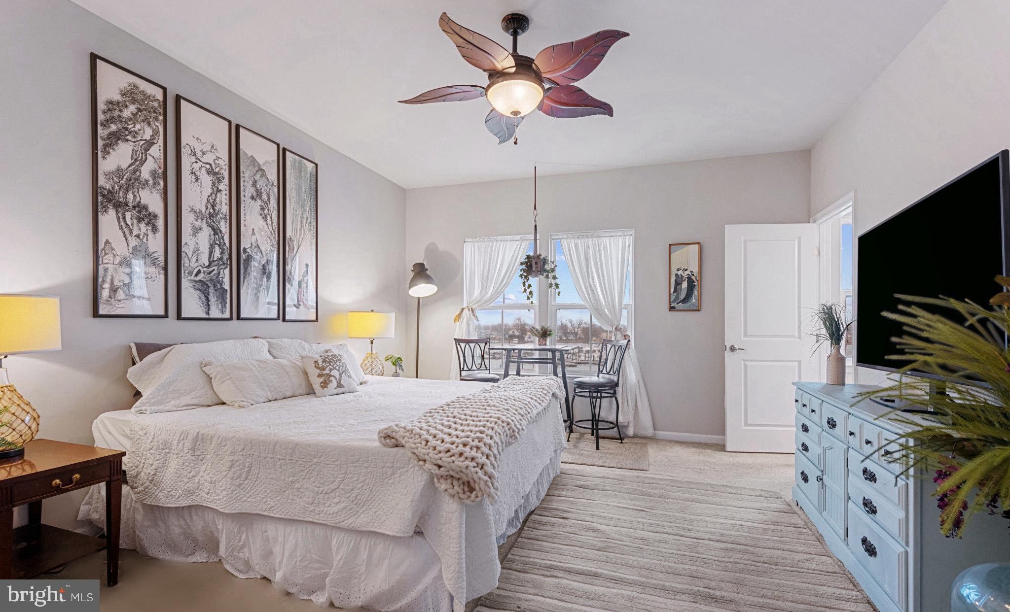 SHELTERED HARBOR - Residential