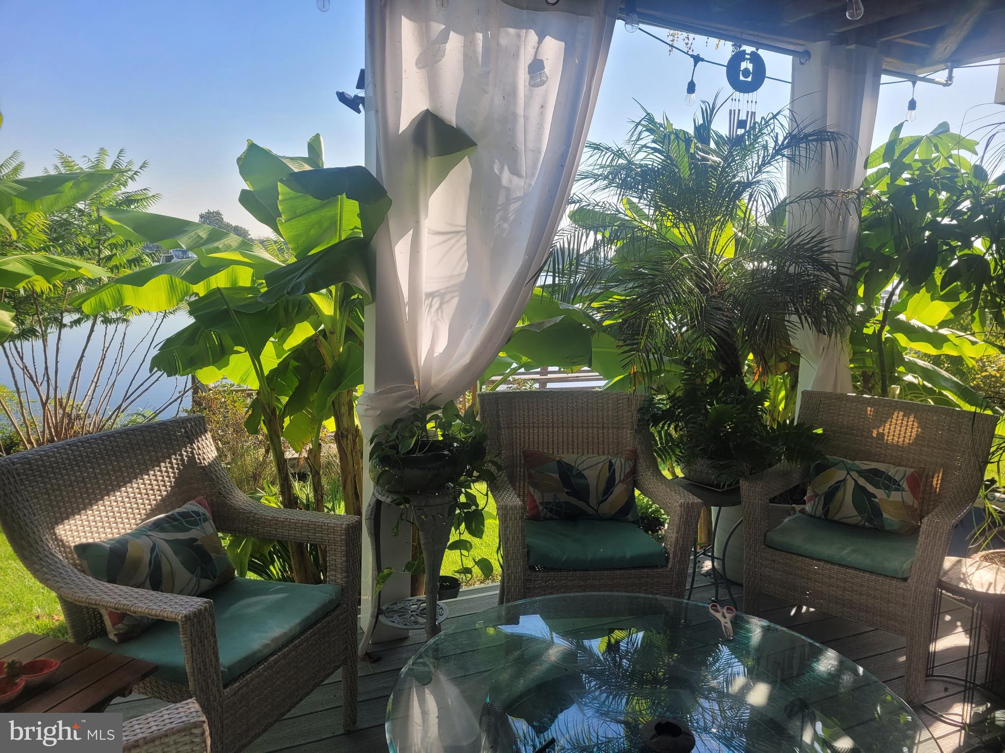 SHELTERED HARBOR - Residential