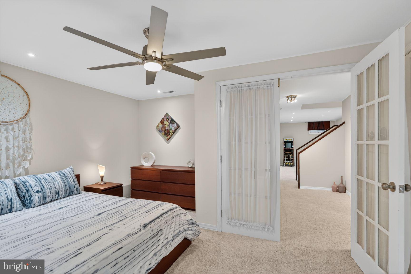 DARNESTOWN HILLS - Residential