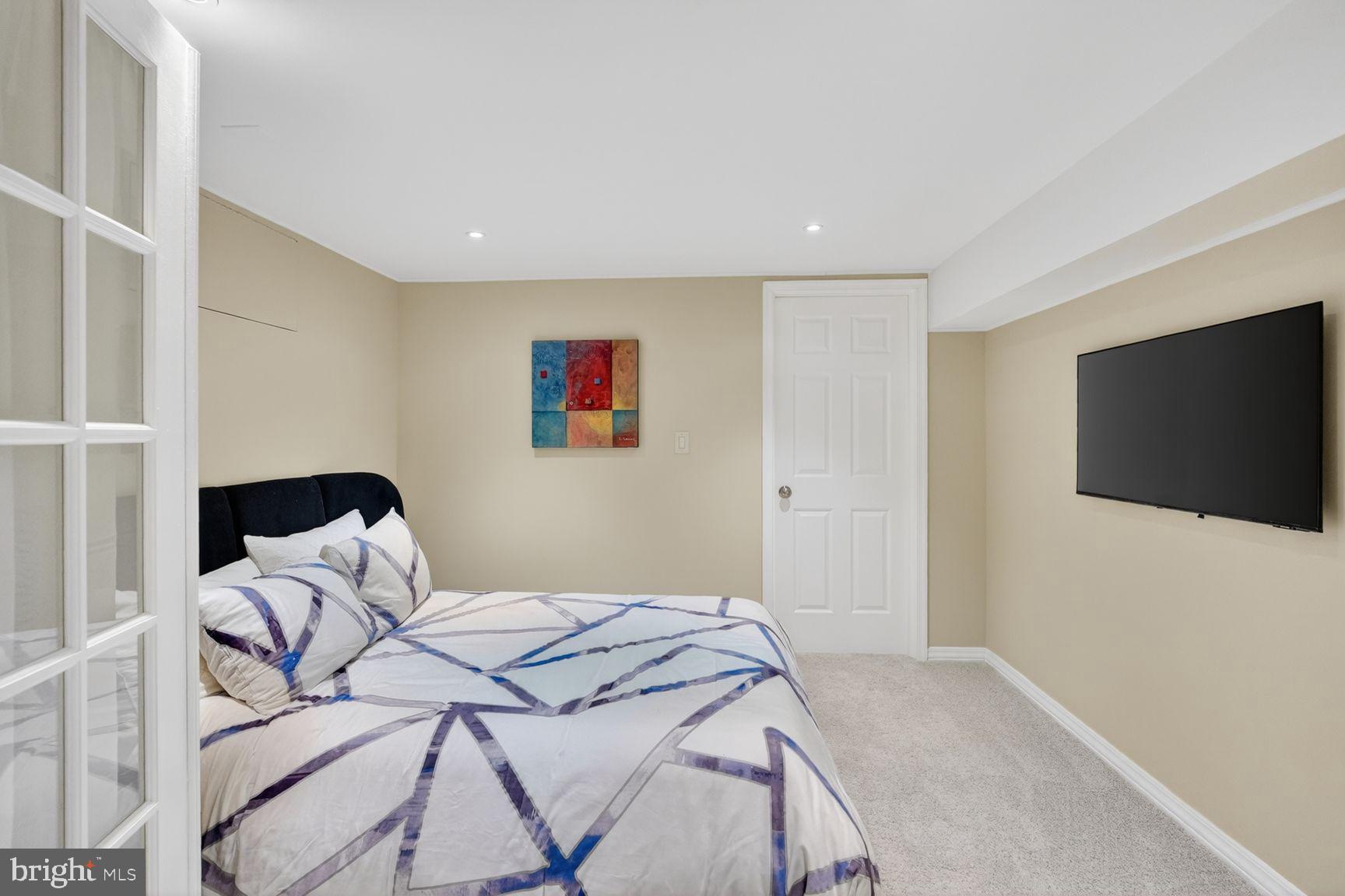 DARNESTOWN HILLS - Residential