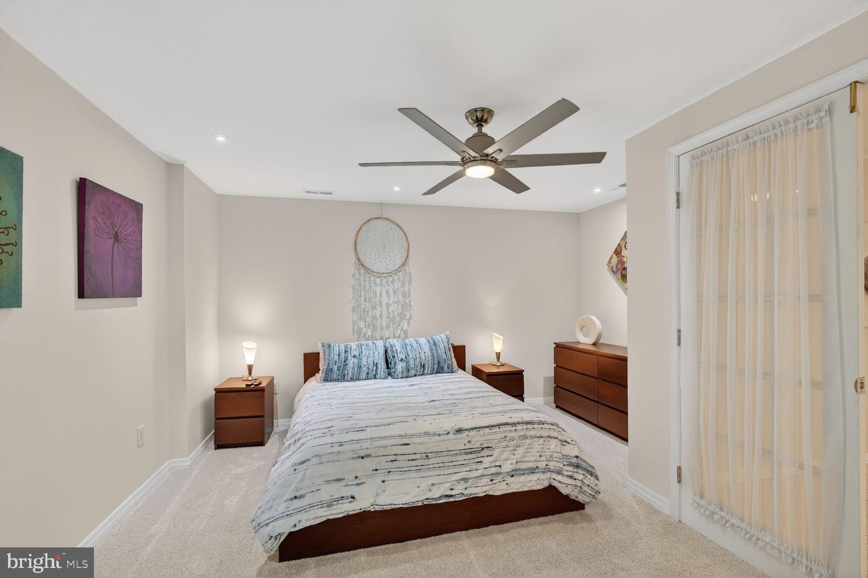 DARNESTOWN HILLS - Residential
