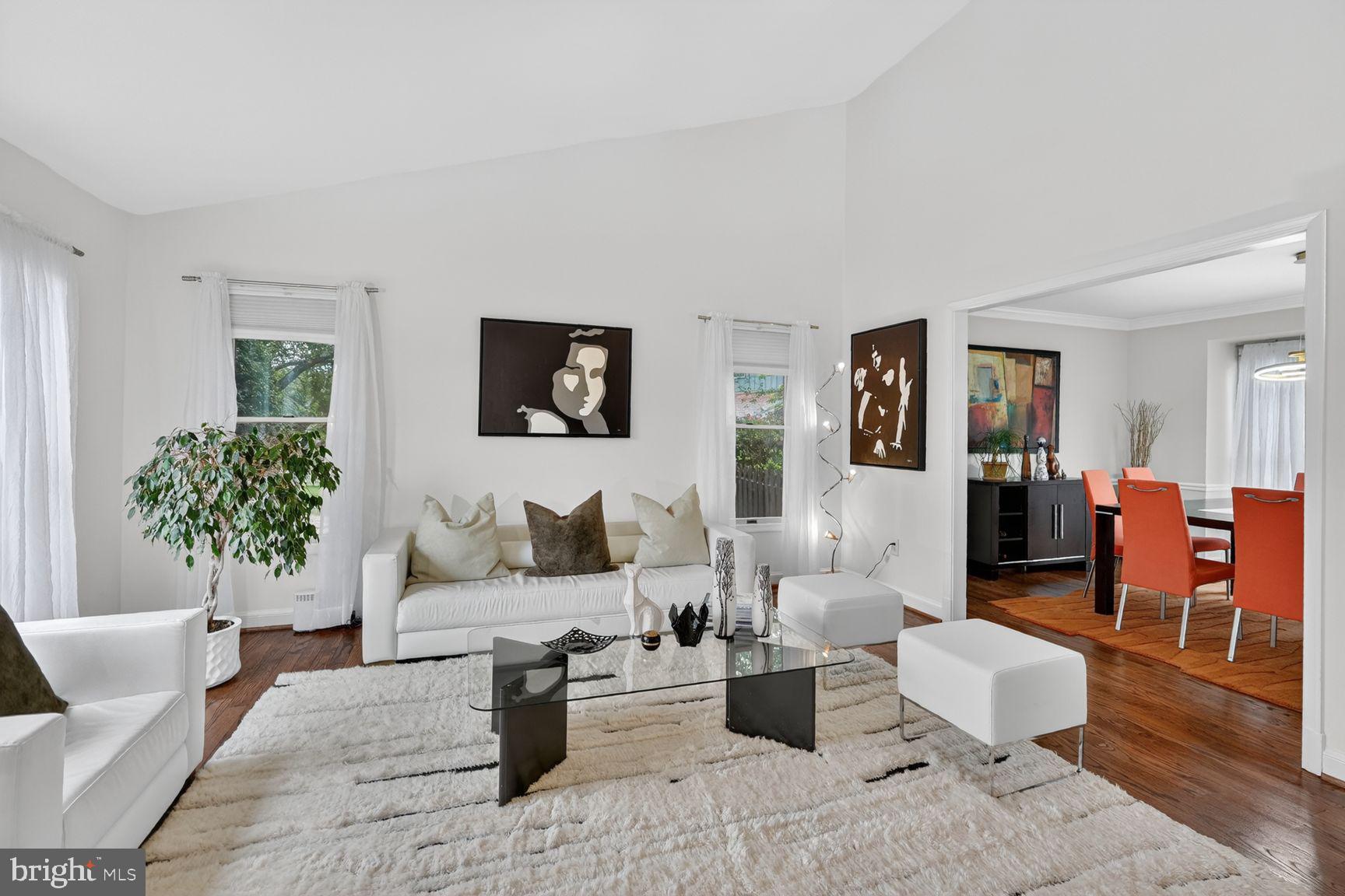 DARNESTOWN HILLS - Residential