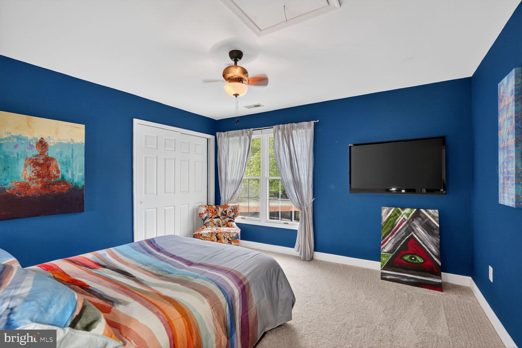 DARNESTOWN HILLS - Residential
