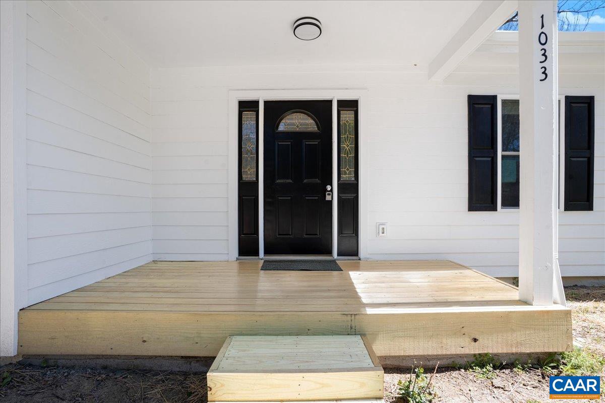 1033 HARRIS CREEK RD