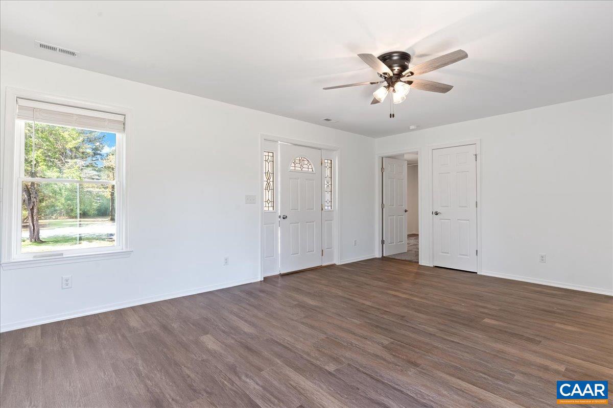 1033 HARRIS CREEK RD