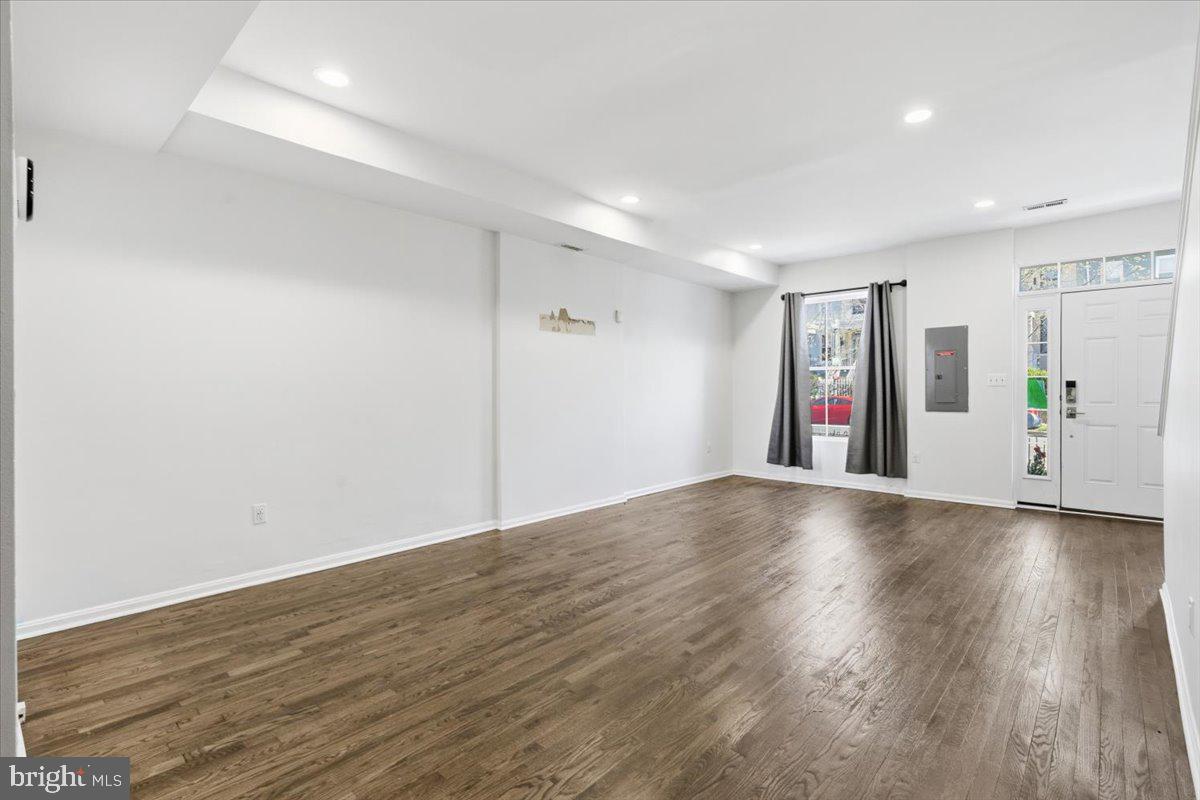 1265 MORSE STREET NE