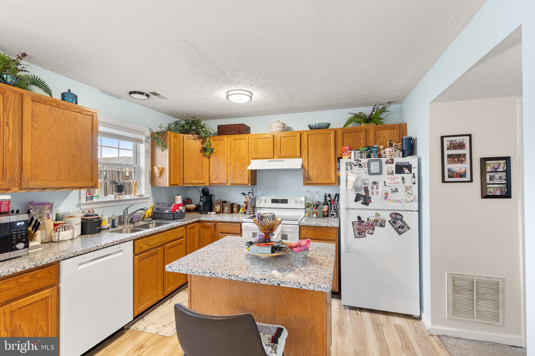 COVENTRY CREEK - Residential