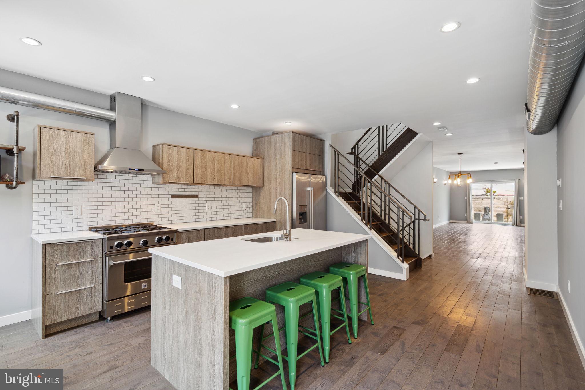 POINT BREEZE - Residential