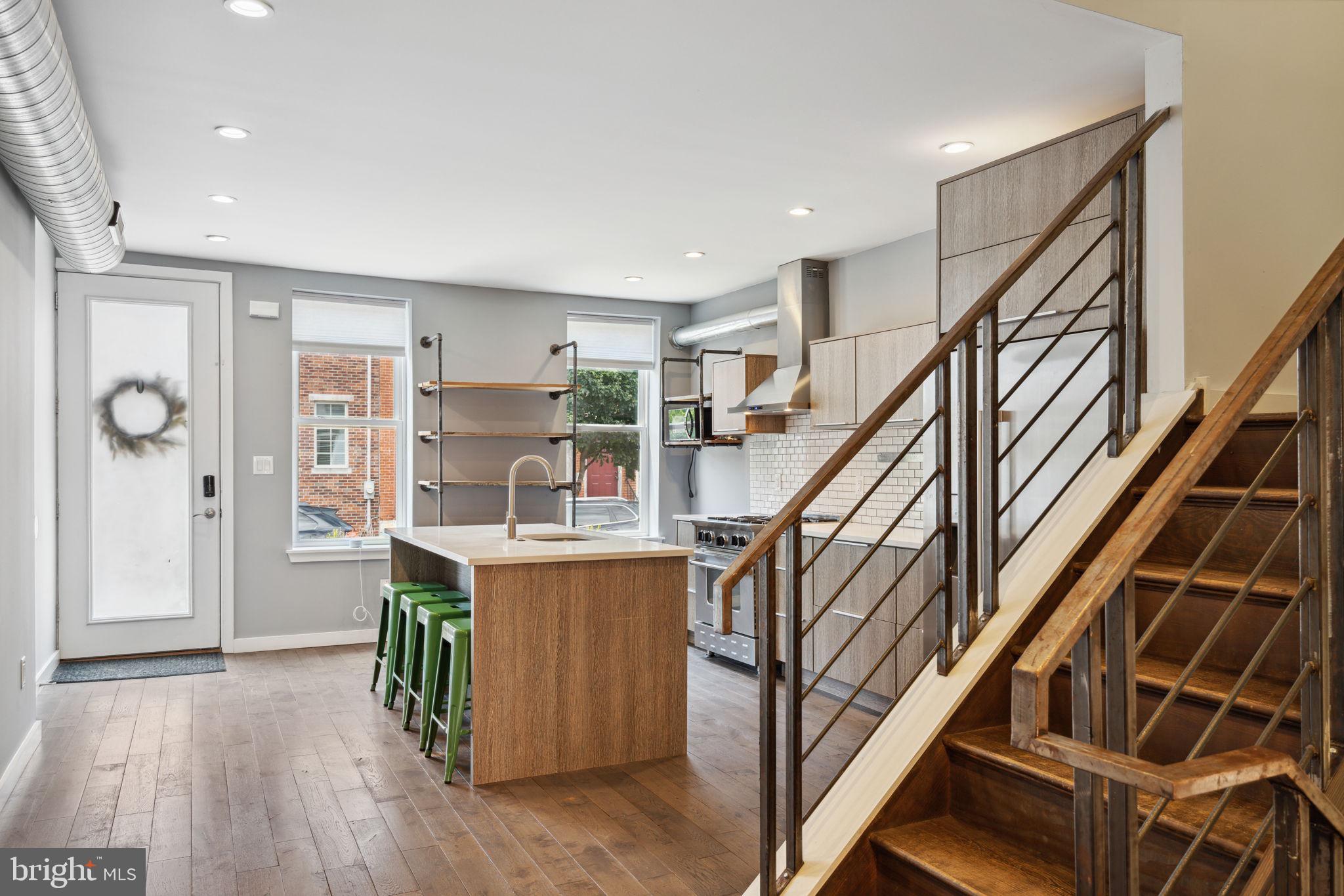 POINT BREEZE - Residential