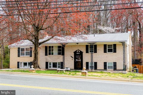 Homes For Sale - 11202 Brandywine Road<br/> CLINTON, MD 20735