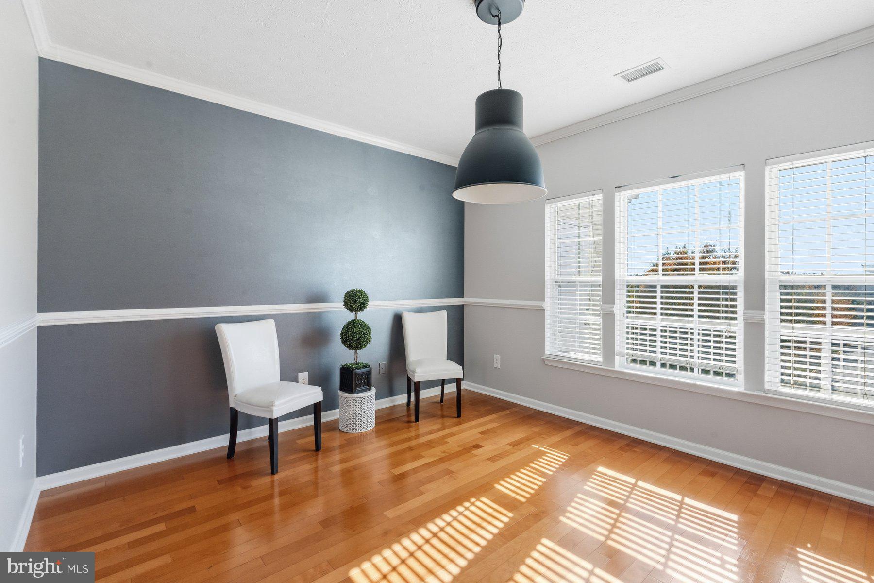 VILLAGE OF MILL RUN - Residential