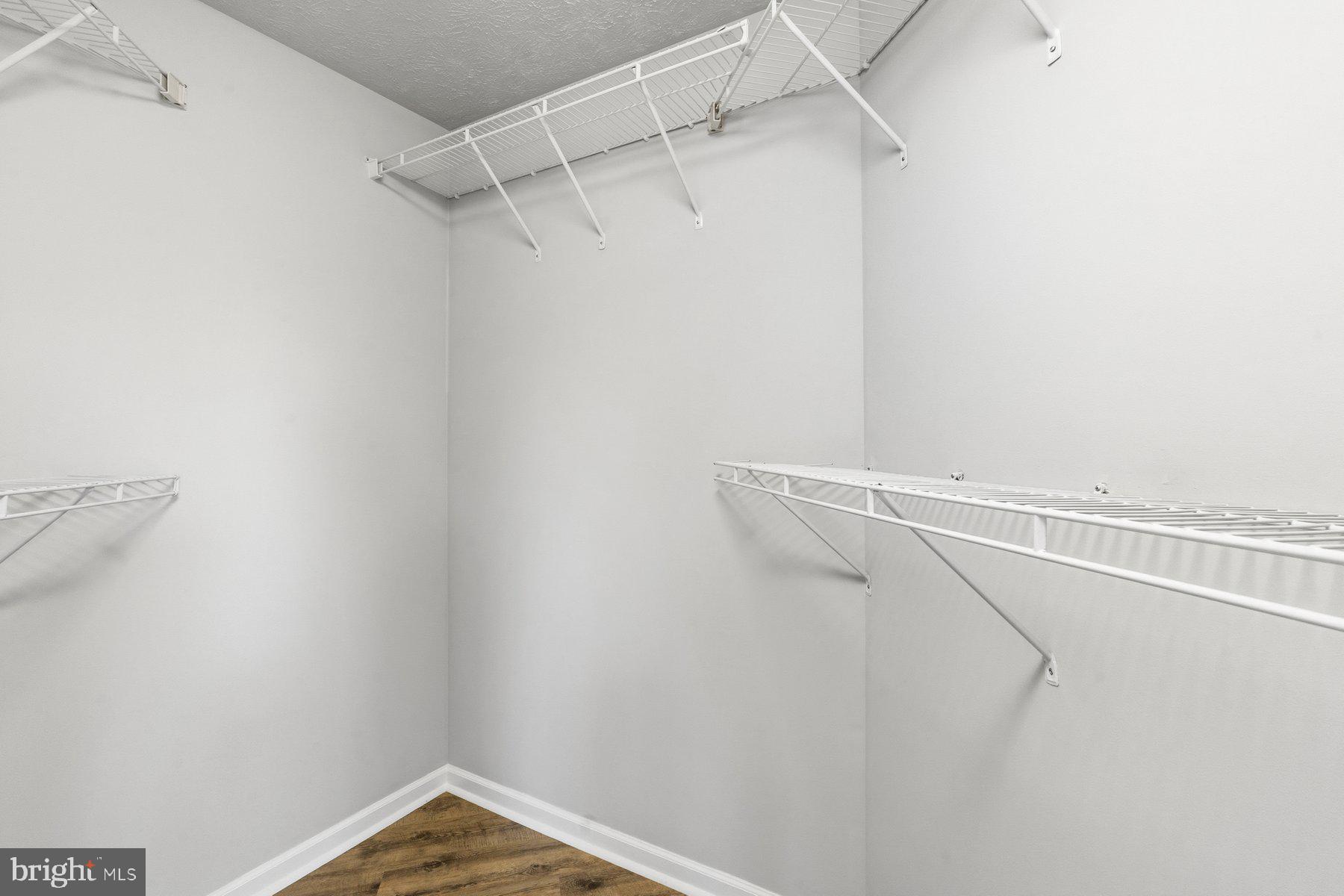 VILLAGE OF MILL RUN - Residential