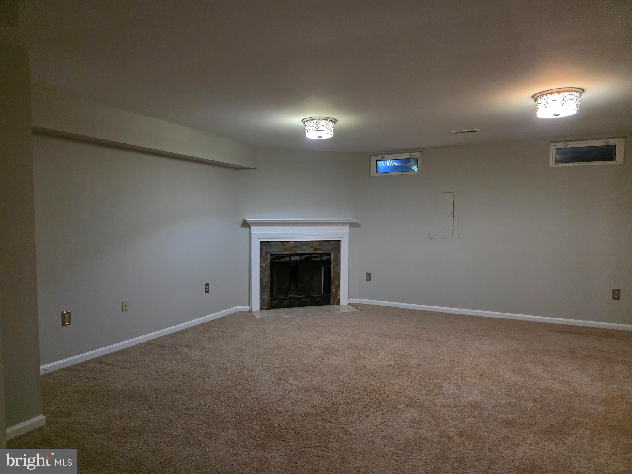 TOWNES OF ASHLEIGH - Residential