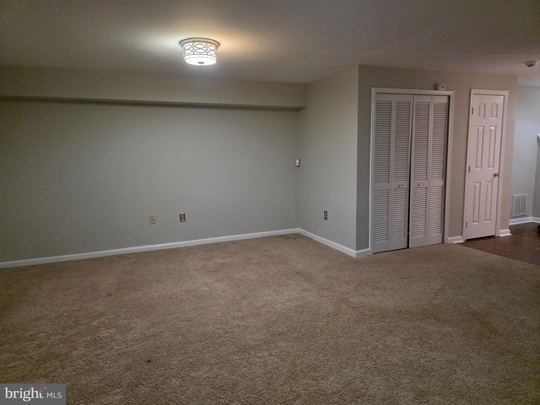 TOWNES OF ASHLEIGH - Residential