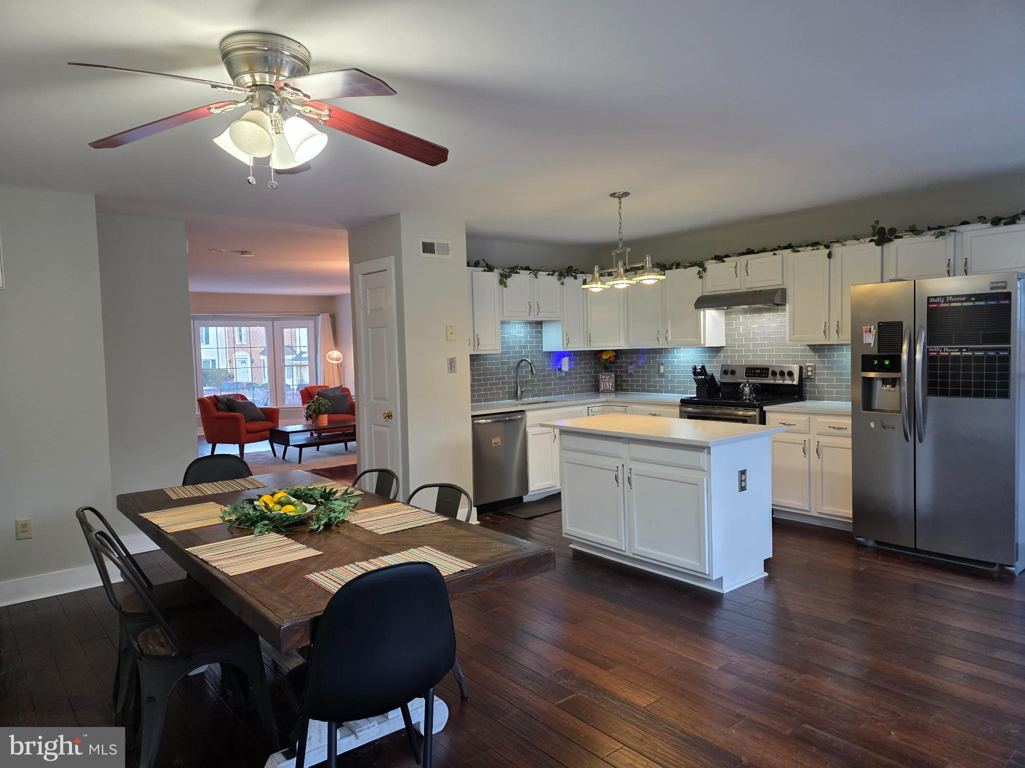 TOWNES OF ASHLEIGH - Residential