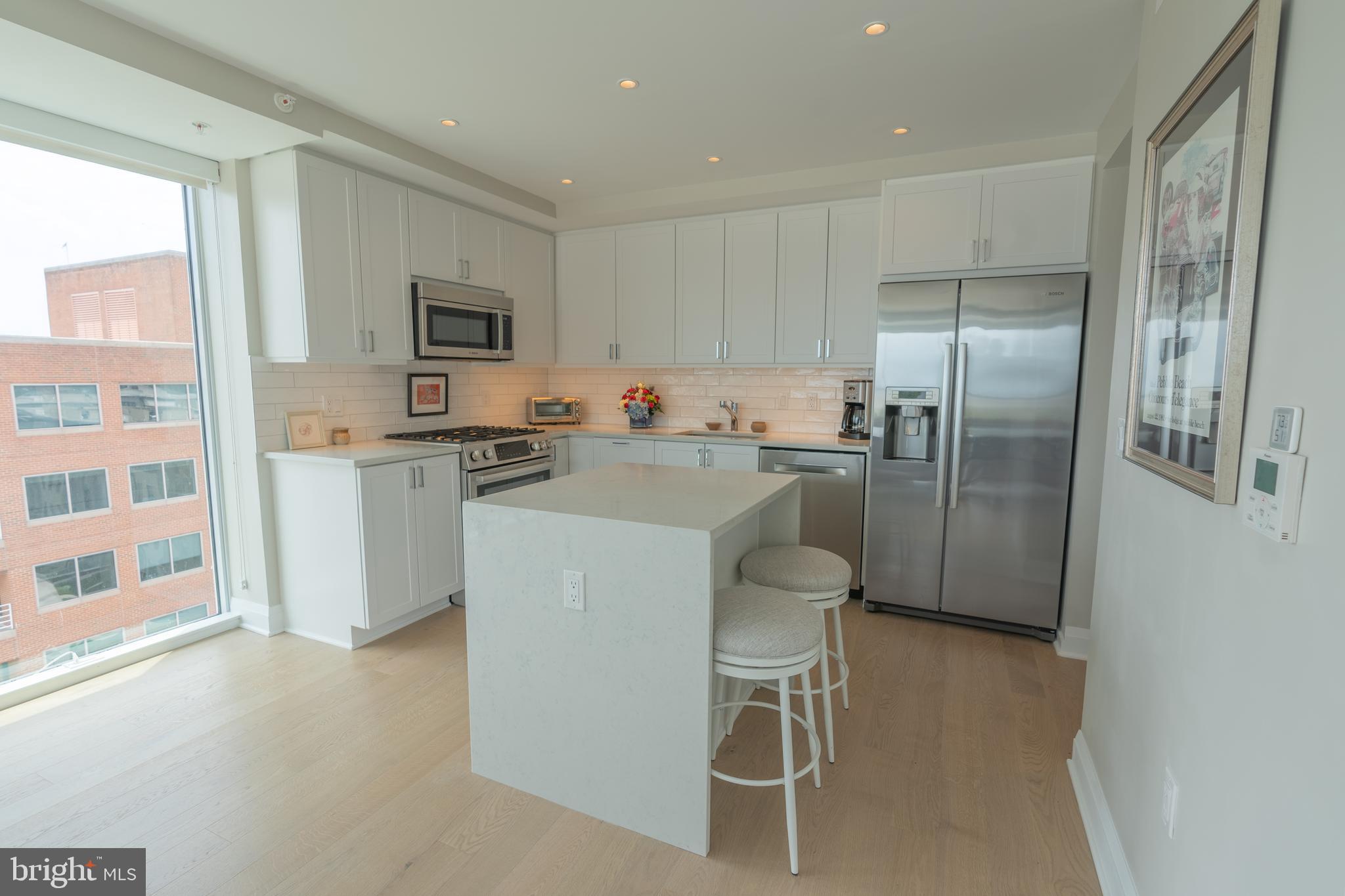 OLD TOWN ALEXANDRIA - Residential