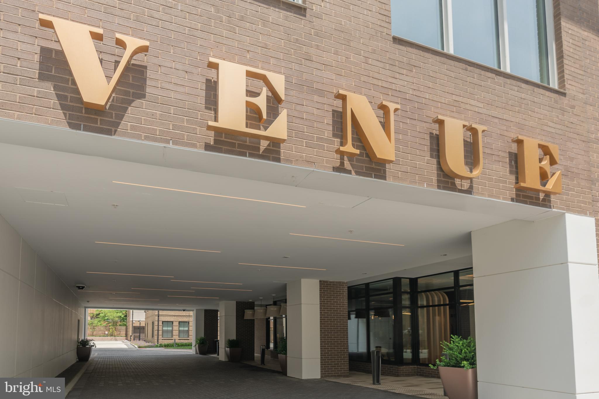 OLD TOWN ALEXANDRIA - Residential