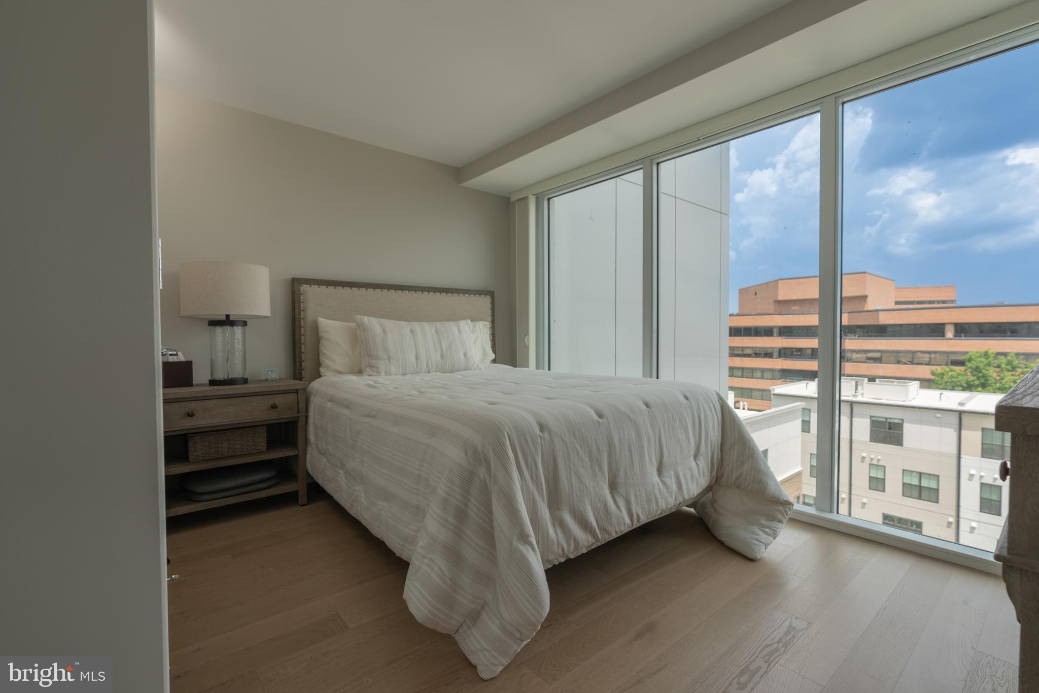 OLD TOWN ALEXANDRIA - Residential