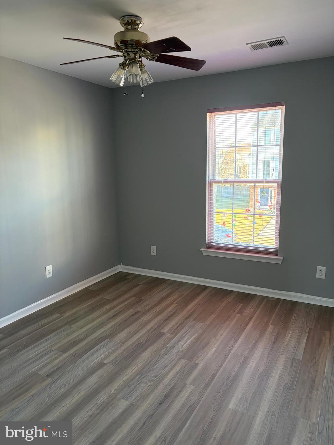 RIVER WALK - Residential Lease