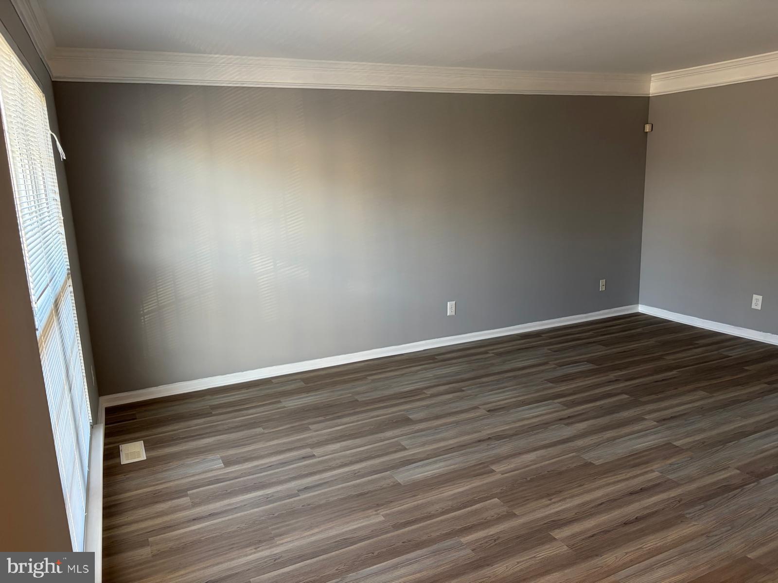 RIVER WALK - Residential Lease