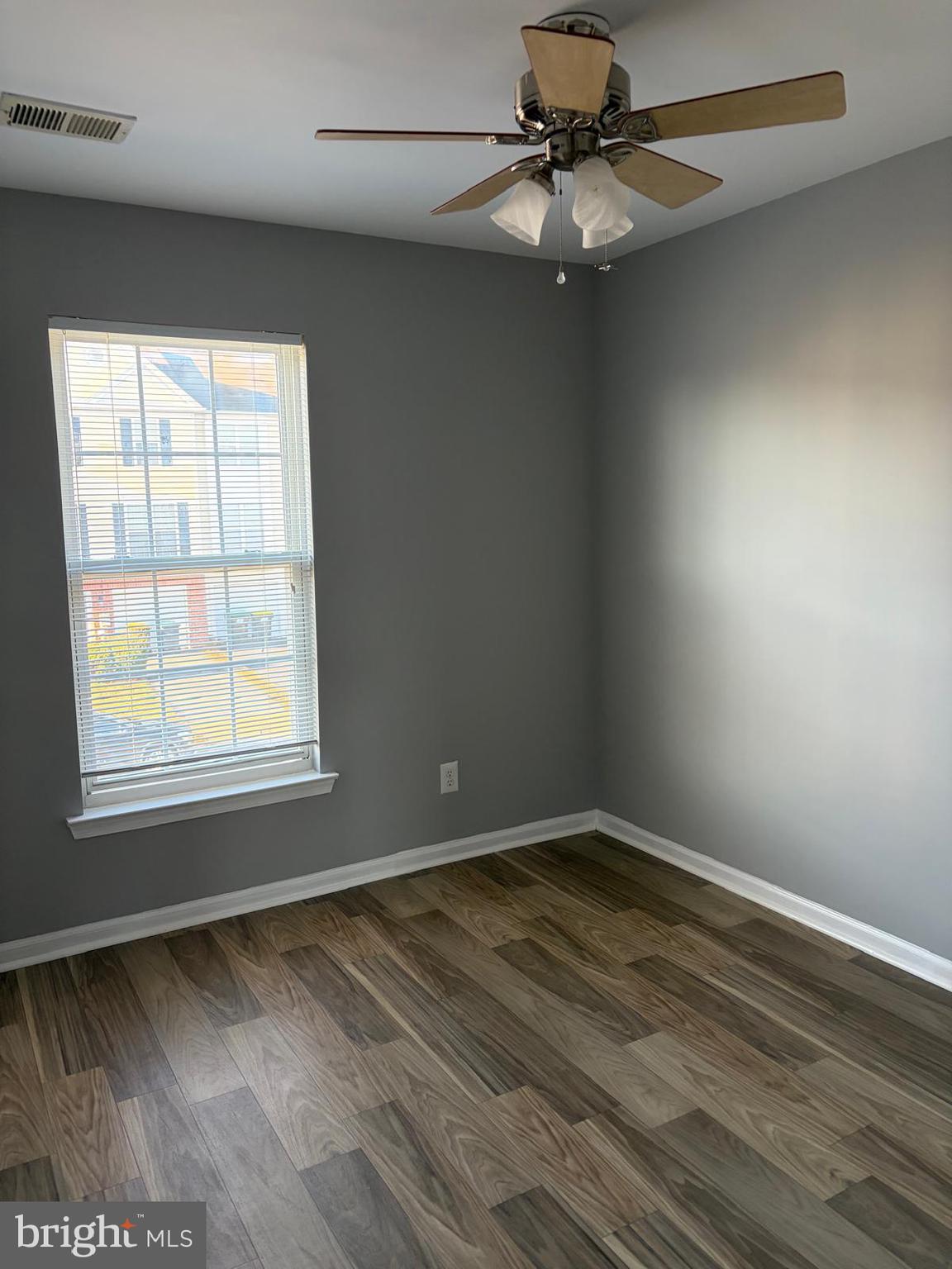 RIVER WALK - Residential Lease