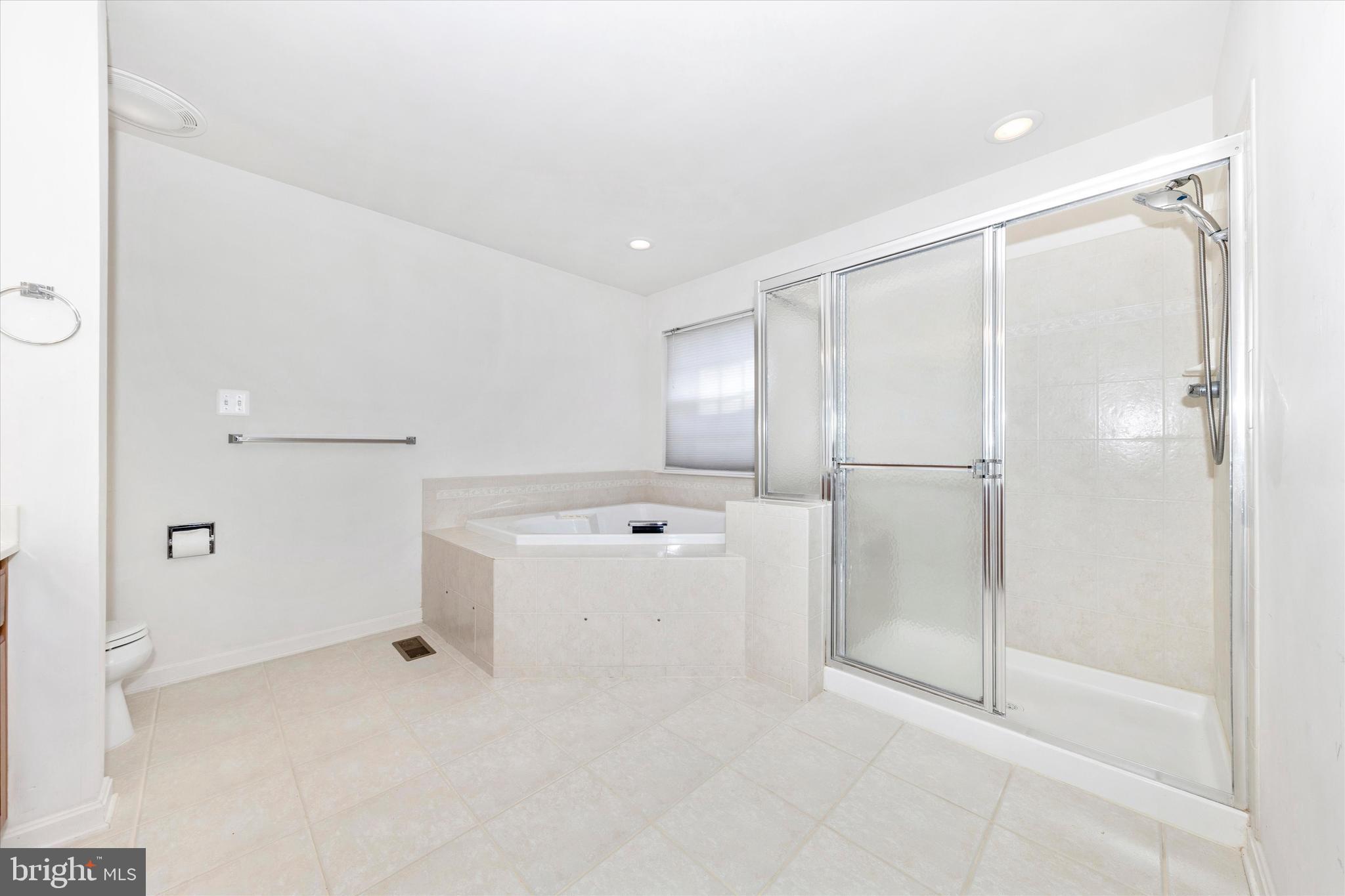 CLOVER RIDGE - Residential