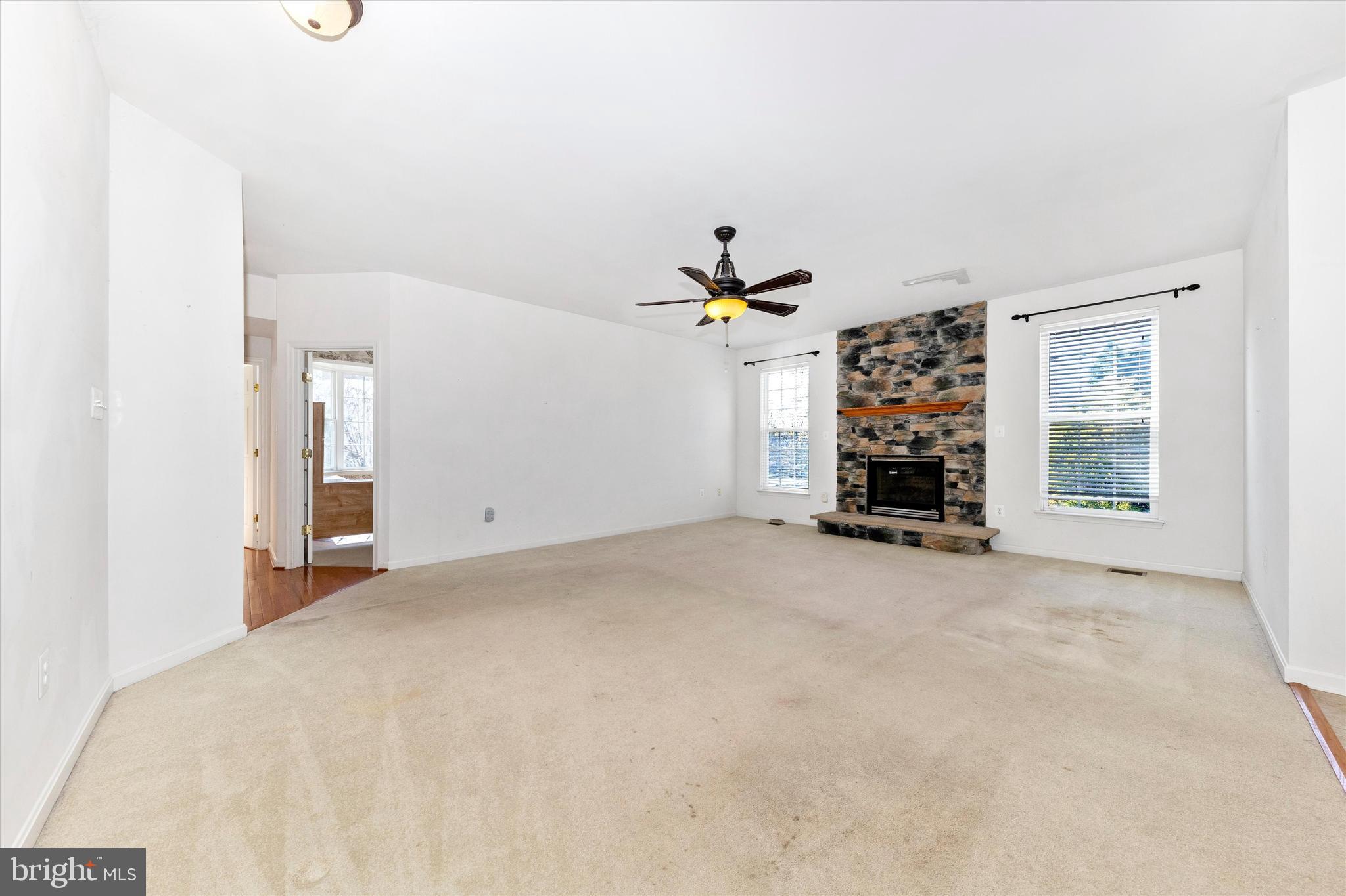 CLOVER RIDGE - Residential