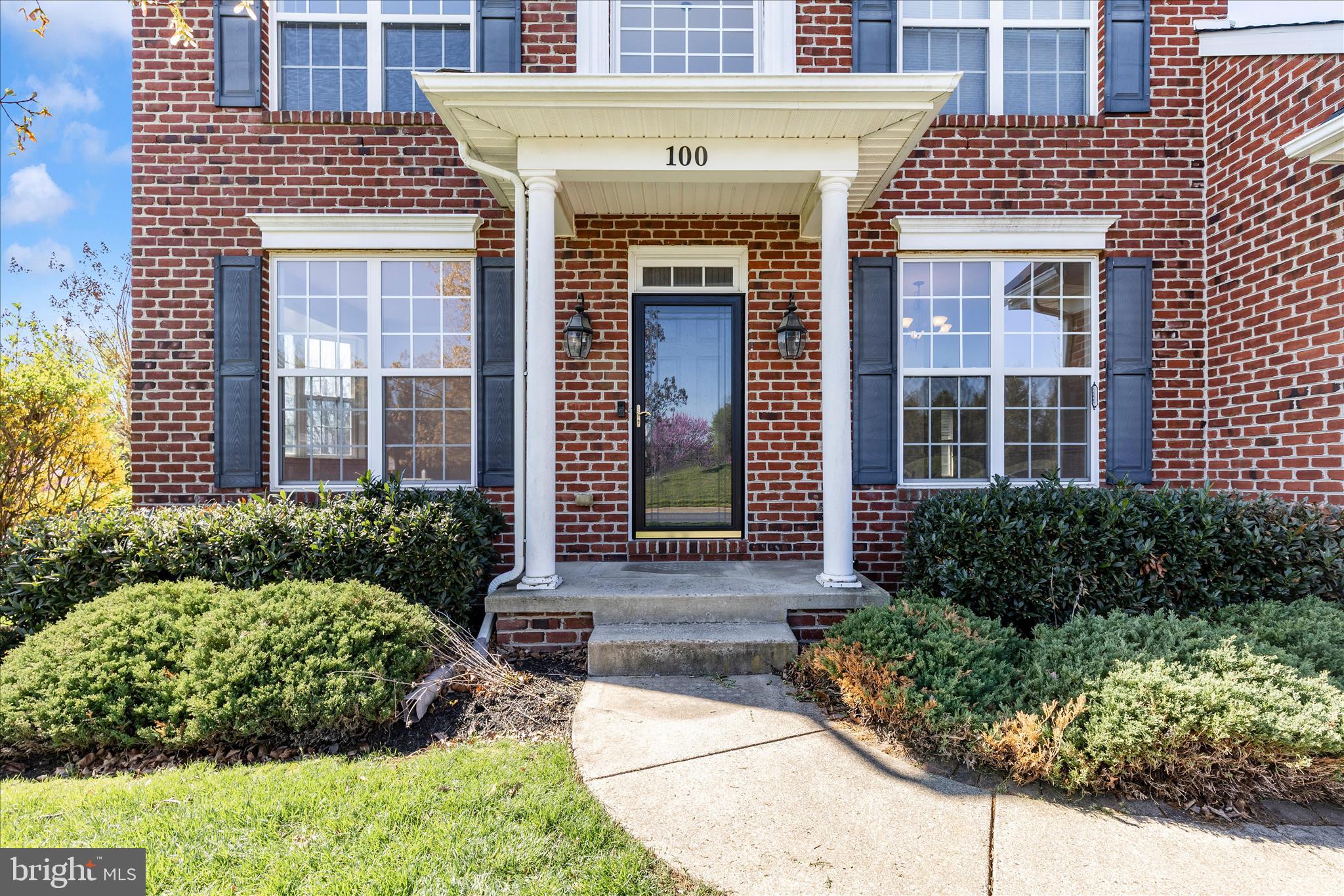 CLOVER RIDGE - Residential