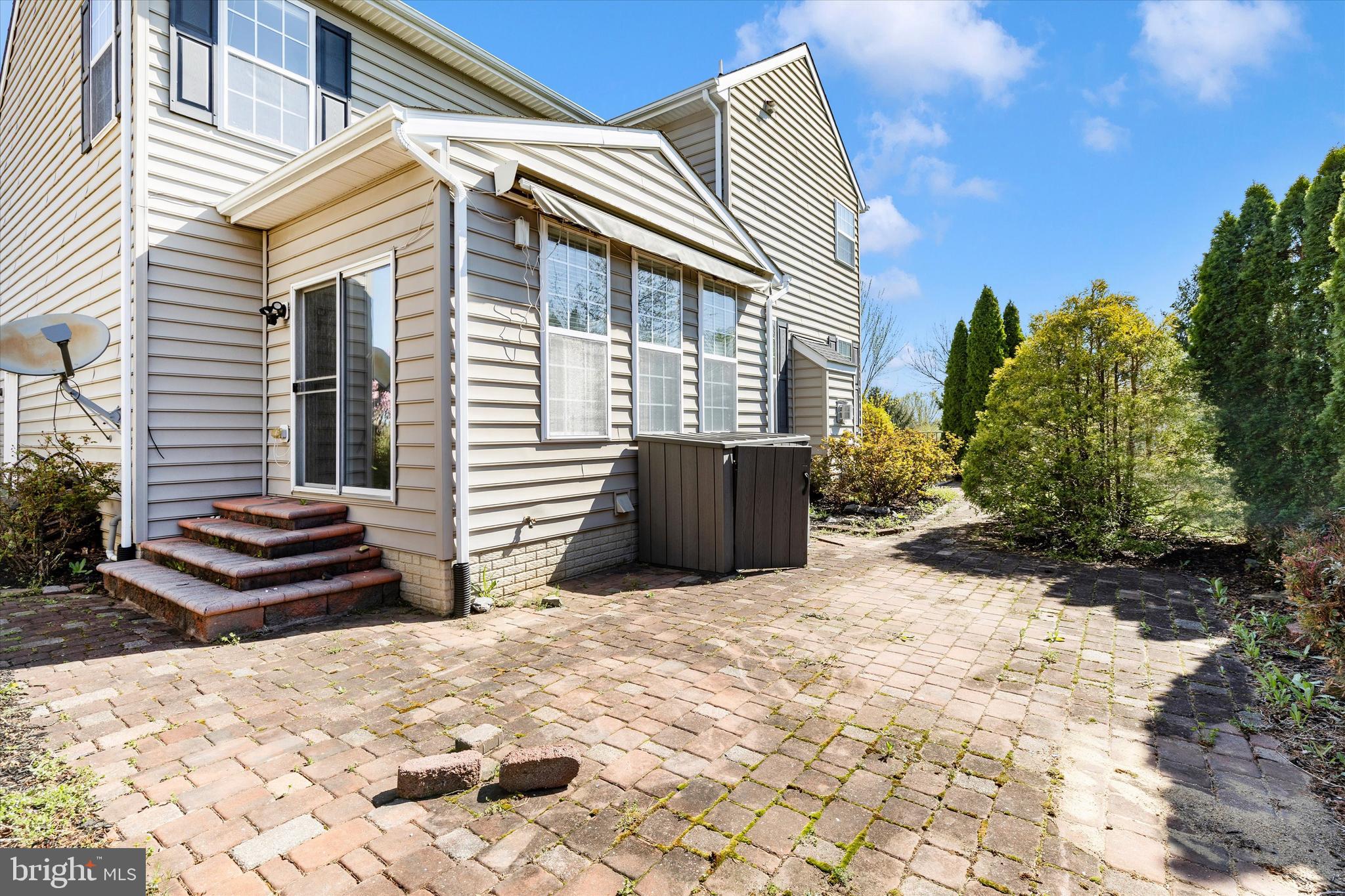 CLOVER RIDGE - Residential