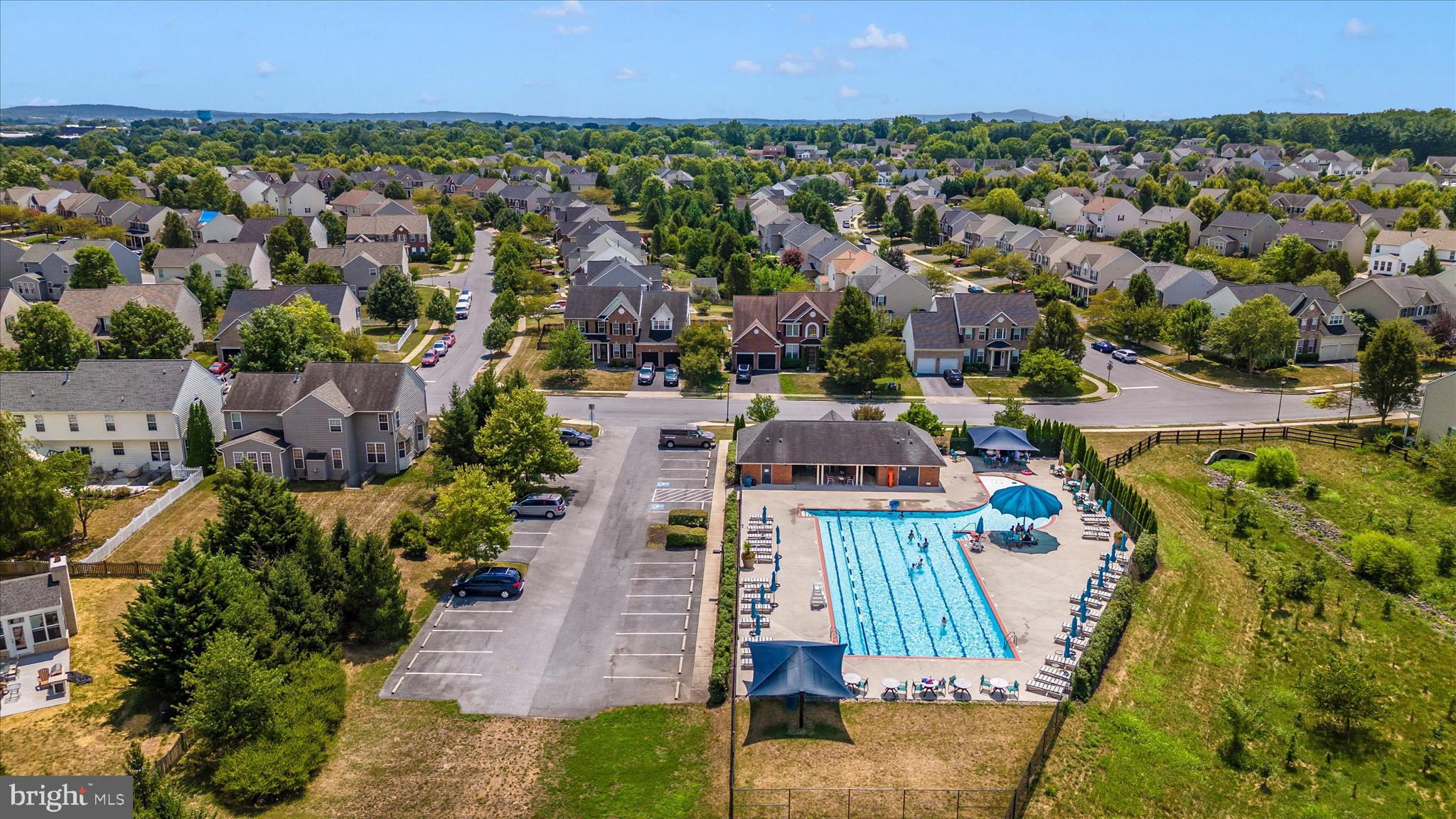 CLOVER RIDGE - Residential