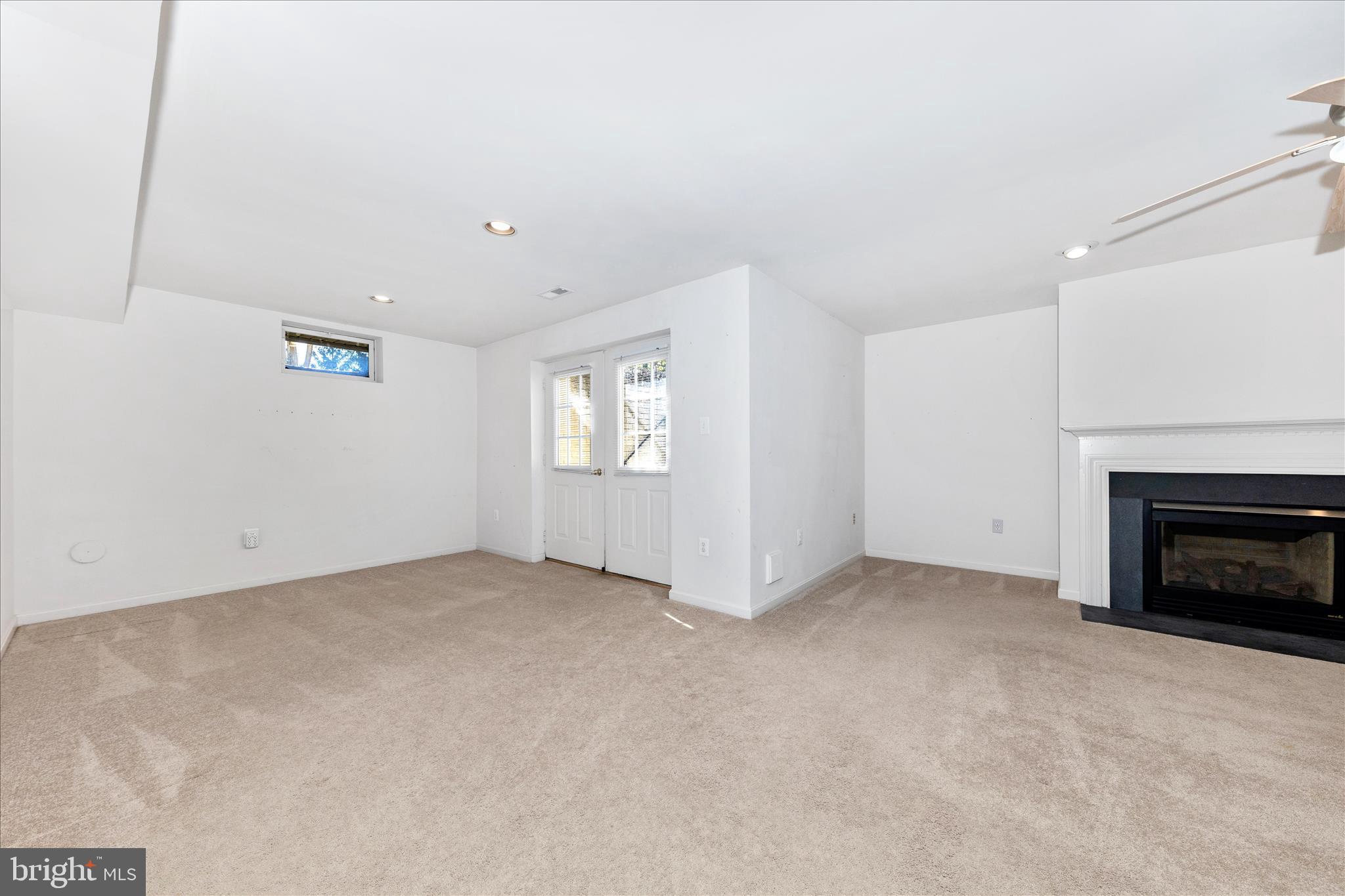 CLOVER RIDGE - Residential