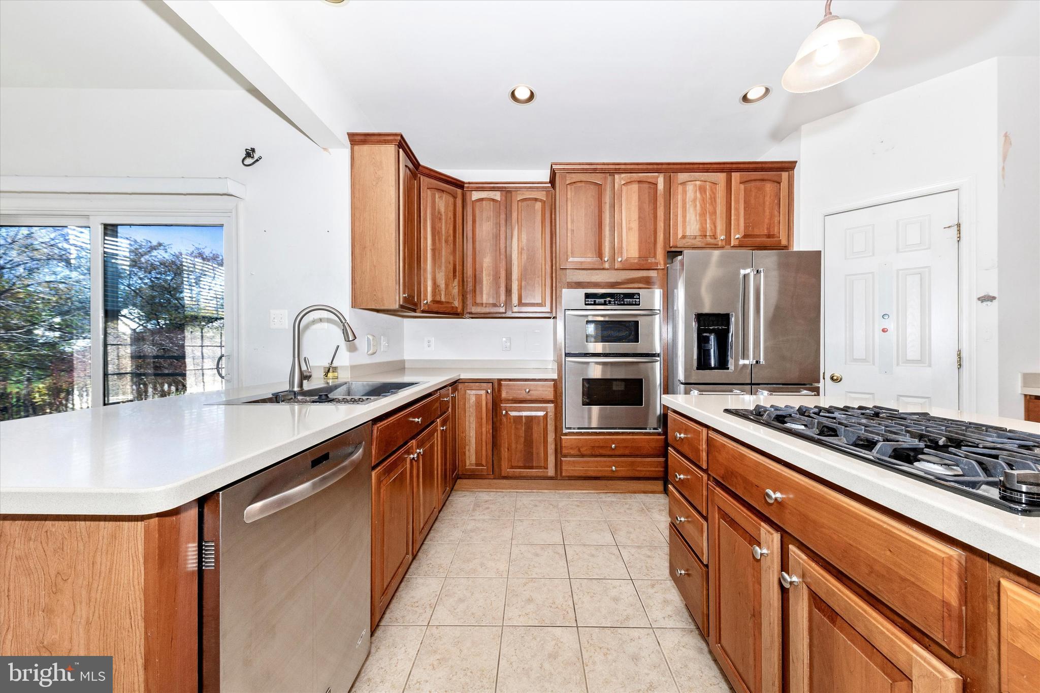 CLOVER RIDGE - Residential