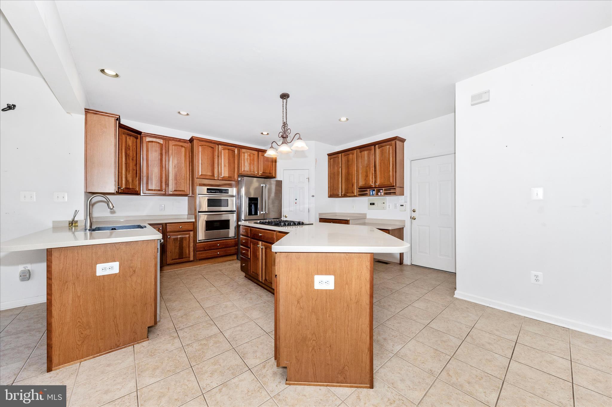 CLOVER RIDGE - Residential