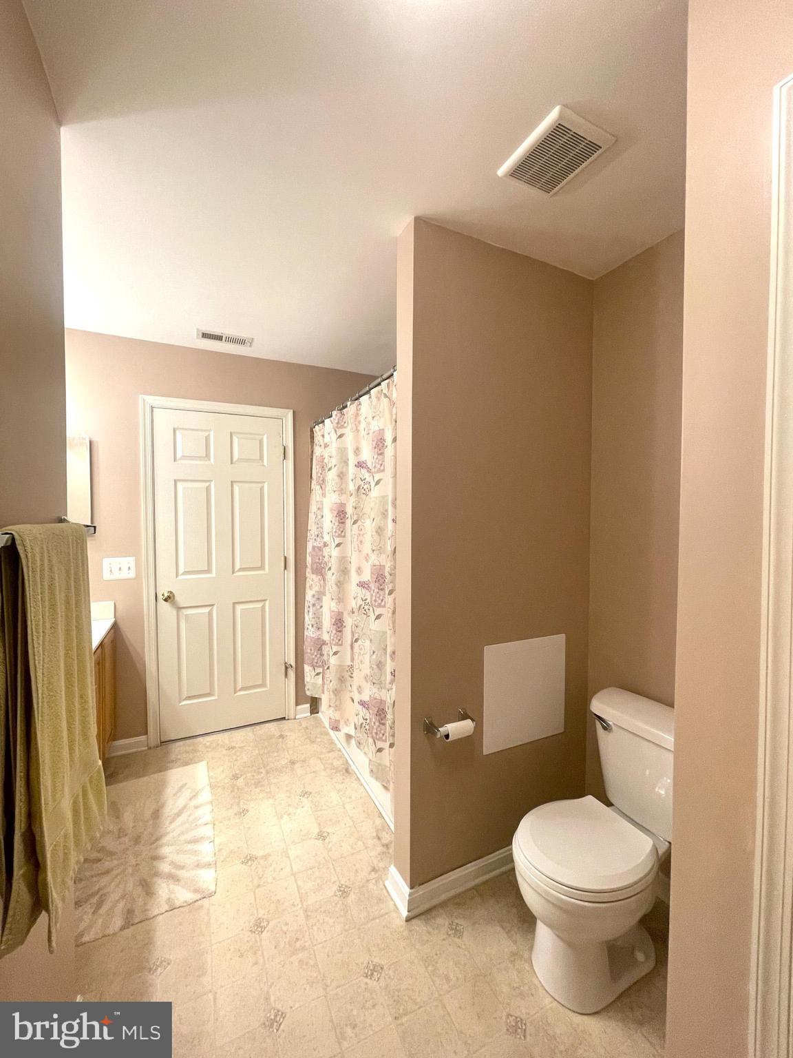 HARBOR POINTE - Residential