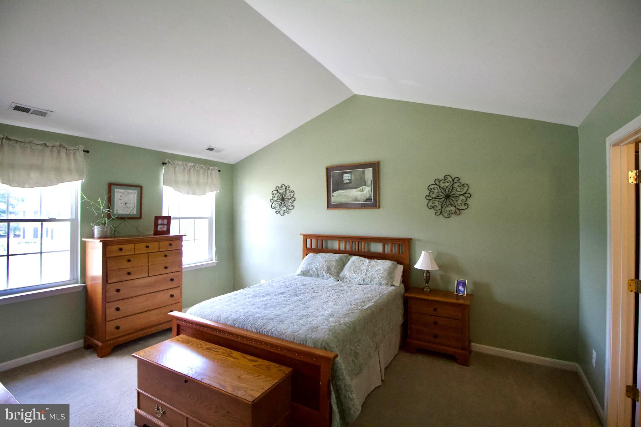 HARBOR POINTE - Residential