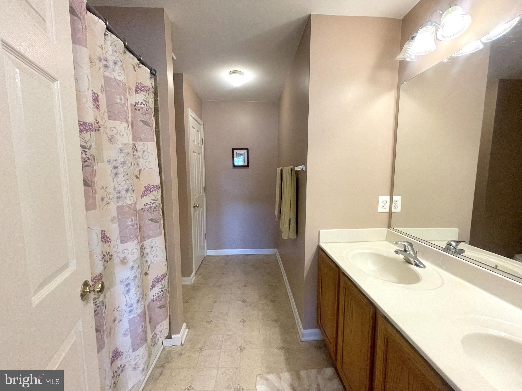 HARBOR POINTE - Residential