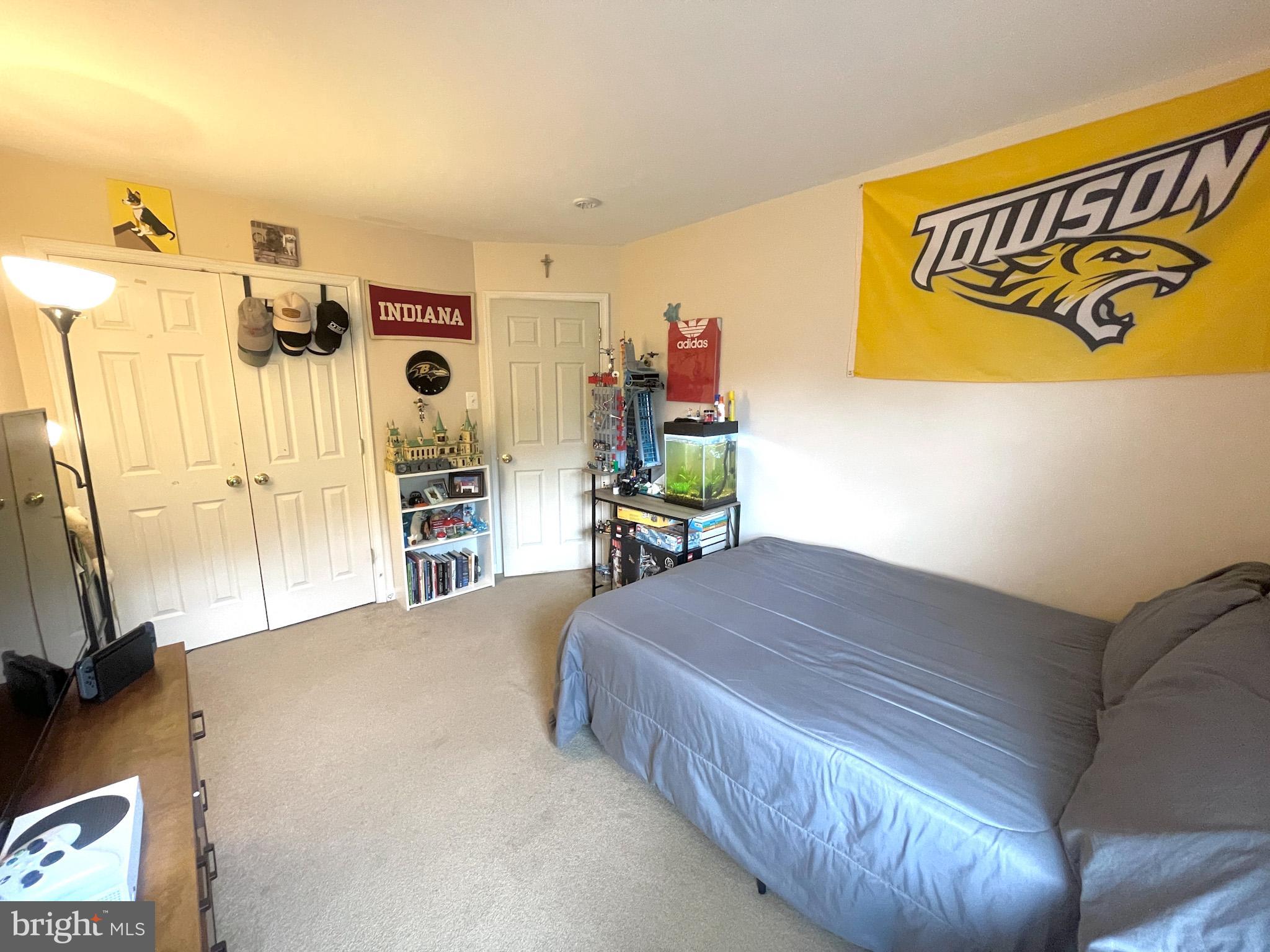 HARBOR POINTE - Residential