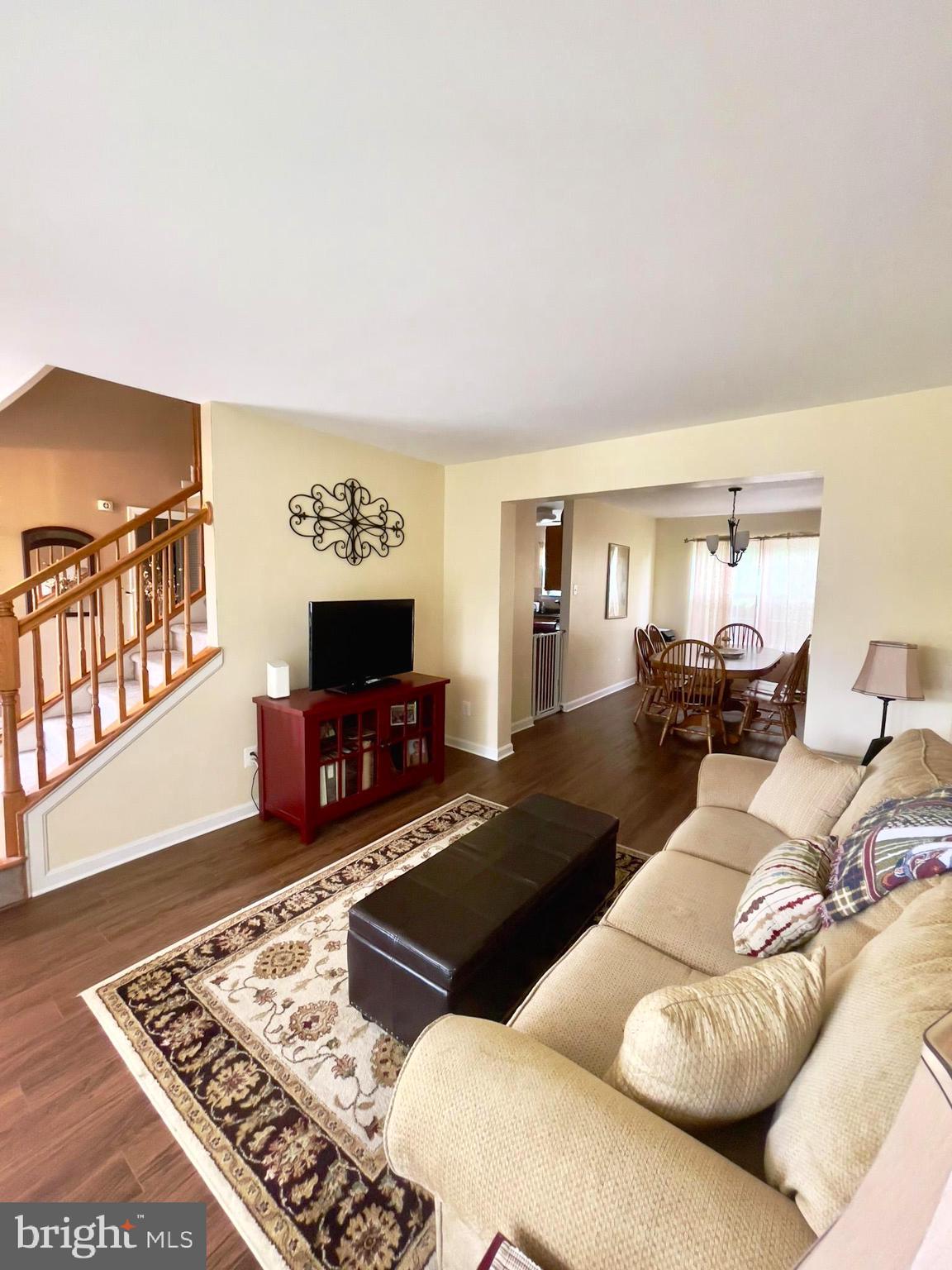 HARBOR POINTE - Residential