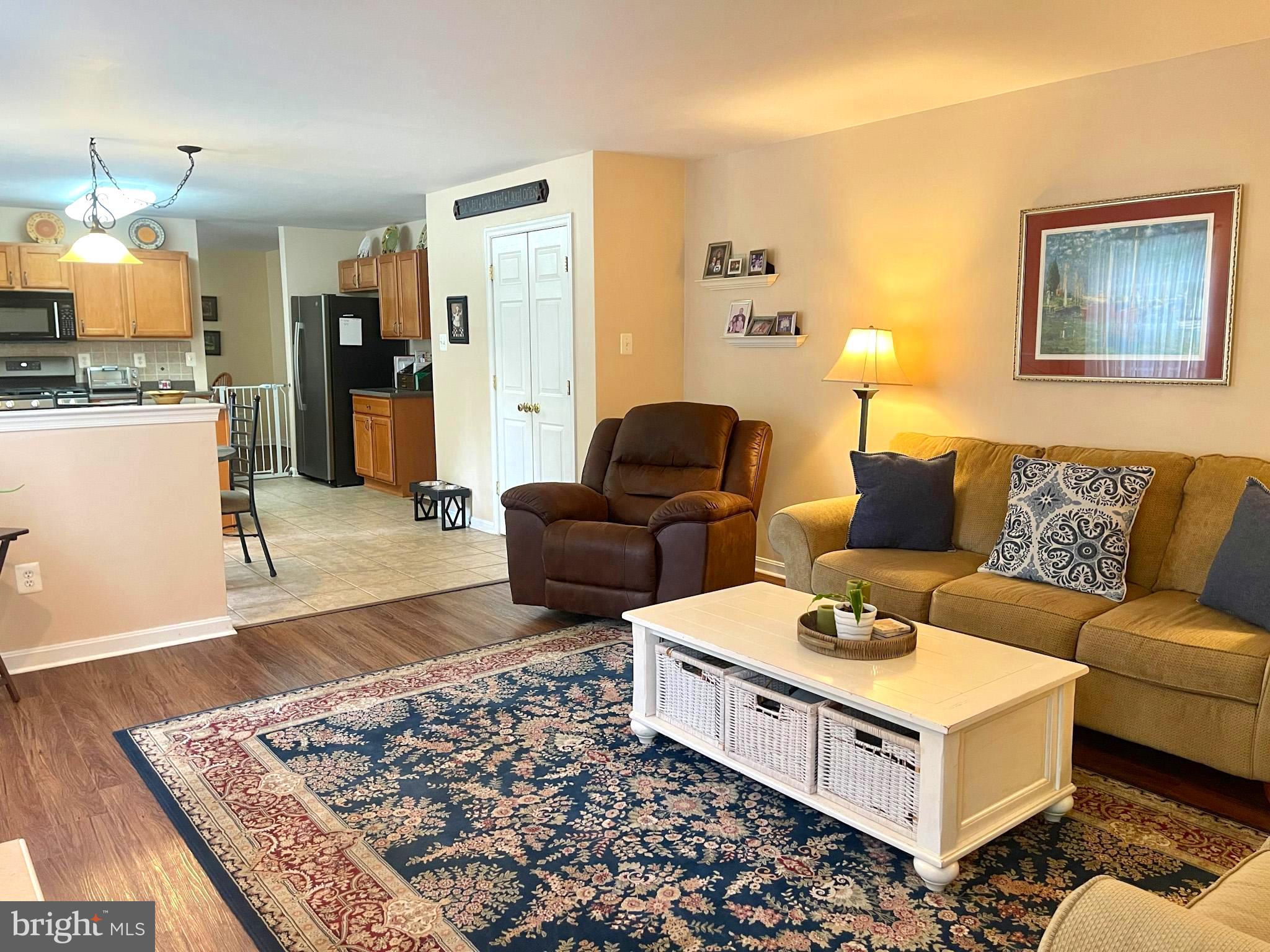 HARBOR POINTE - Residential